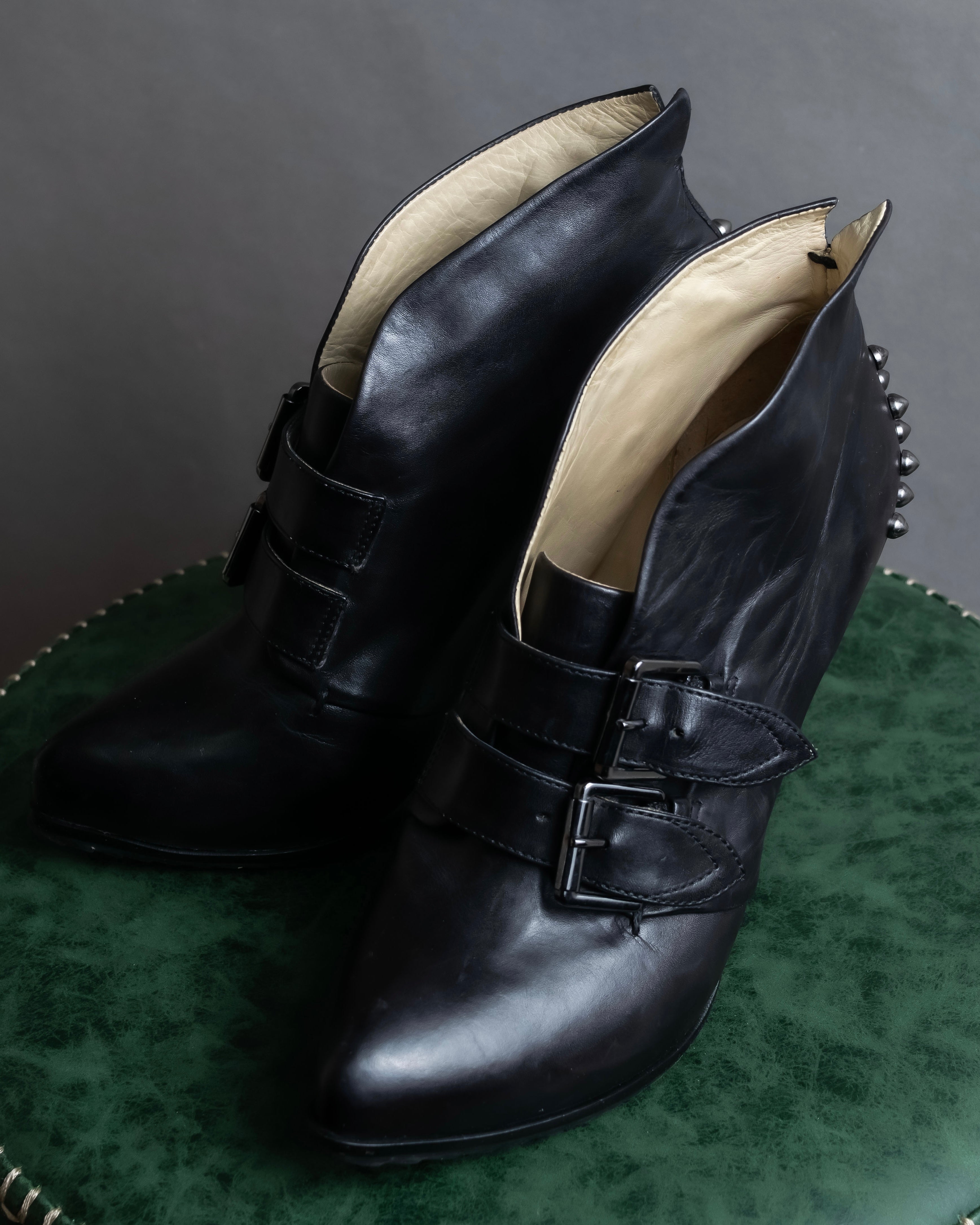 Alexandar McQueen" Studs & belt design heel boots