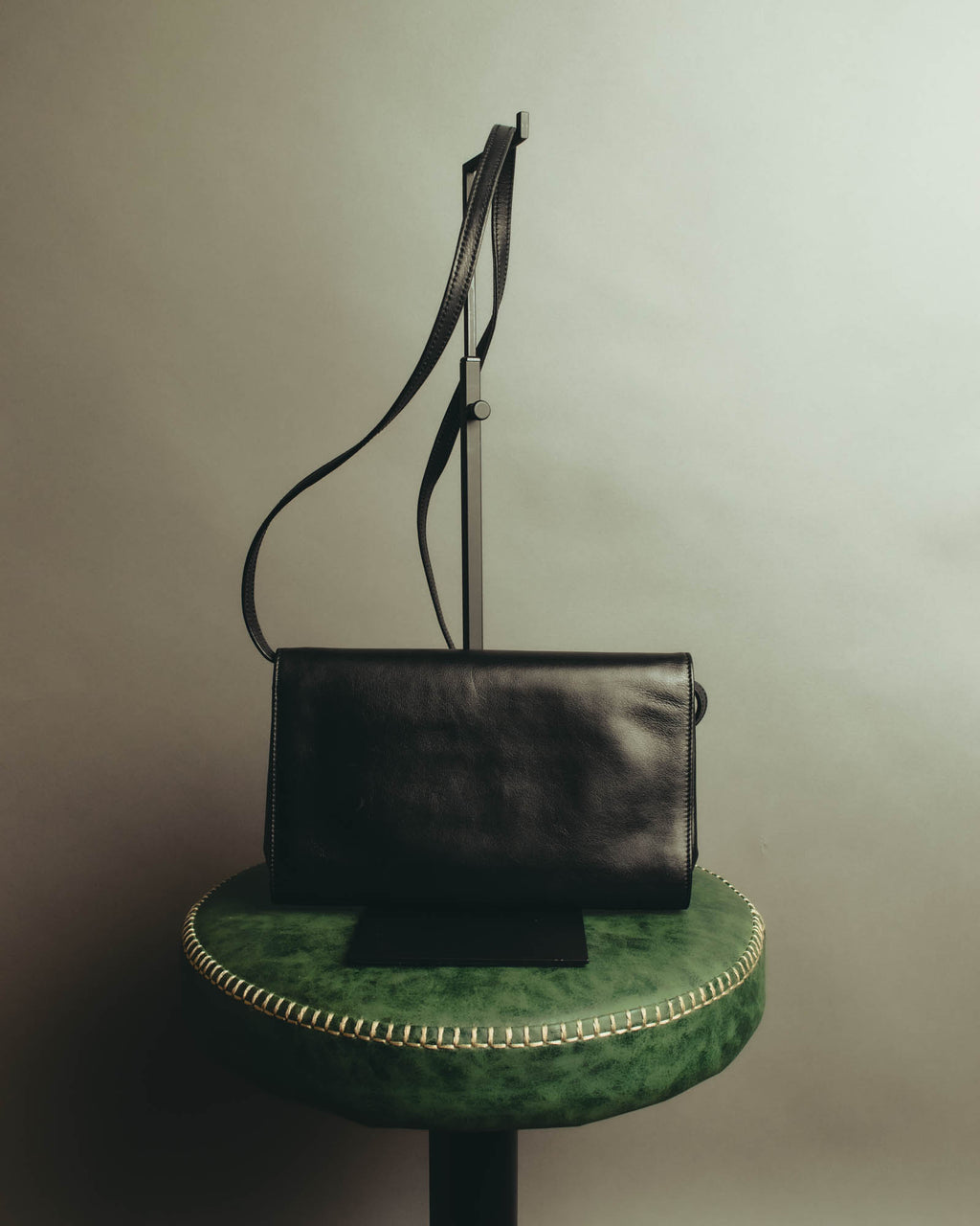 "CELINE" 70's-80's Classic horsebit leather shoulder handbag