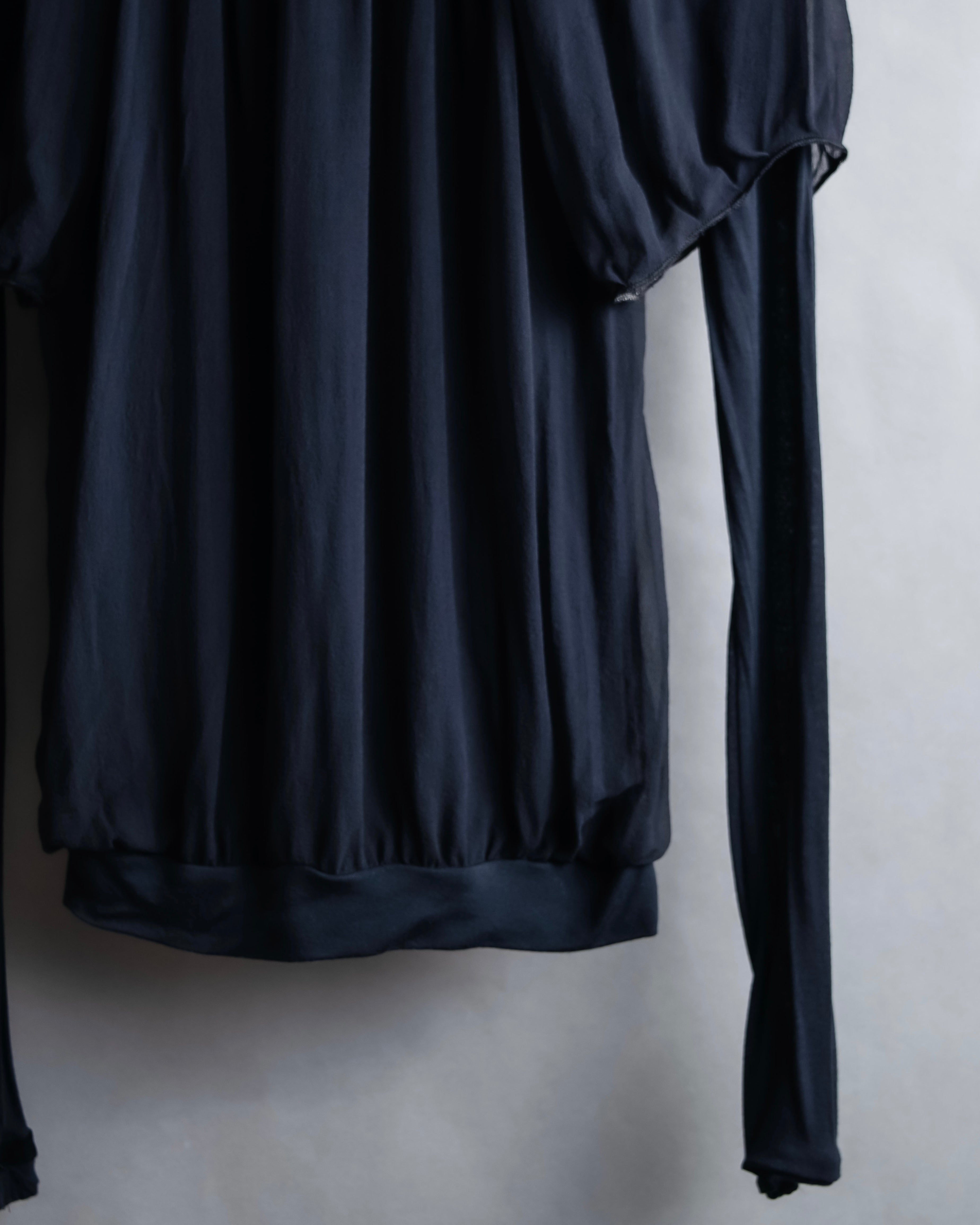 "CALVIN KLEIN" Layered sleeve gathered design pullover