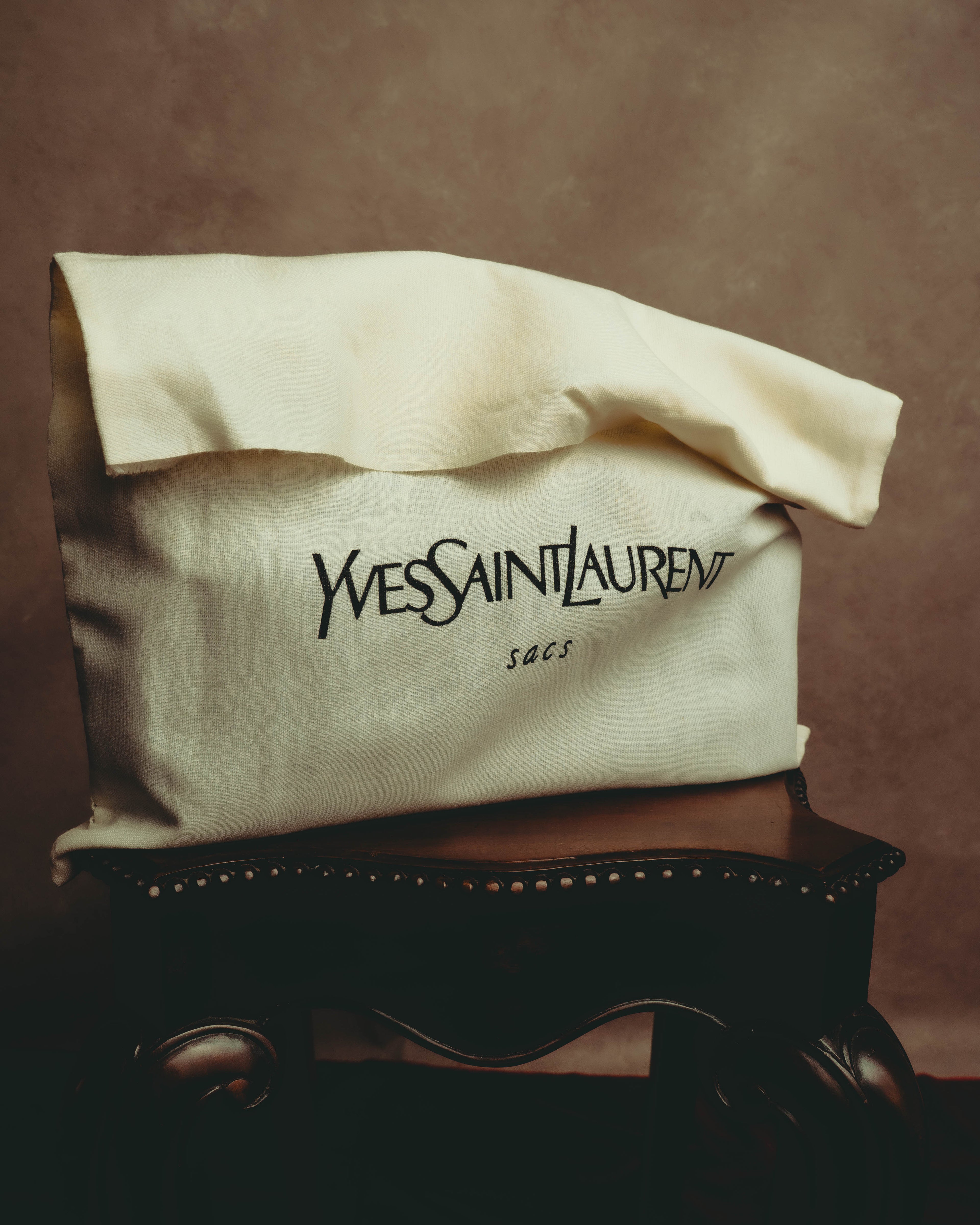 -SPECIAL- “Yves Saint Laurent” 80’s-90’s Crocodile embossed lace-up handbag