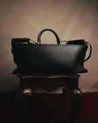 -SPECIAL- "GUCCI" 70's-80's Crest-detailed black leather two-way duffle bag
