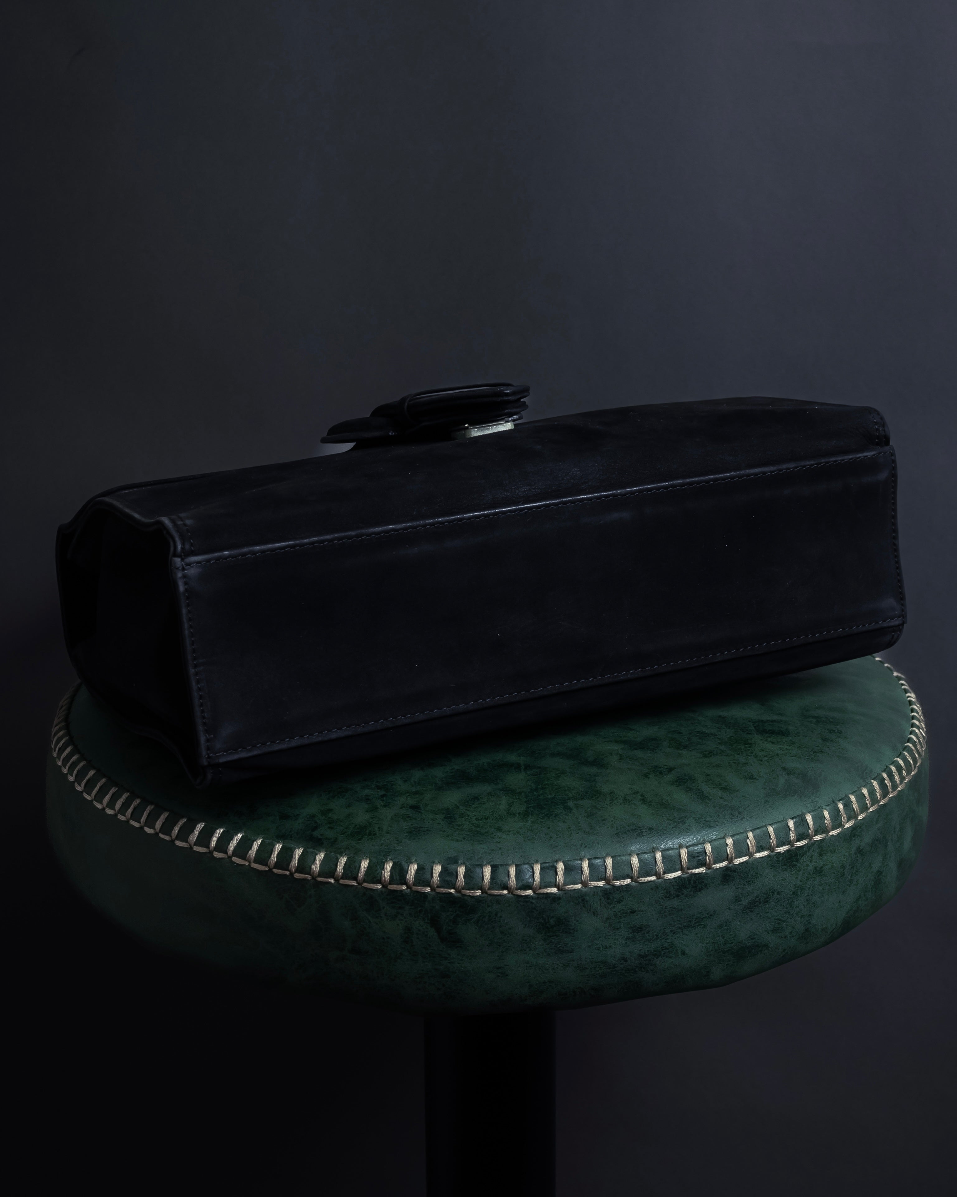 "JEAN PAUL GAULTIER" Front clasp design suede leather hand bag