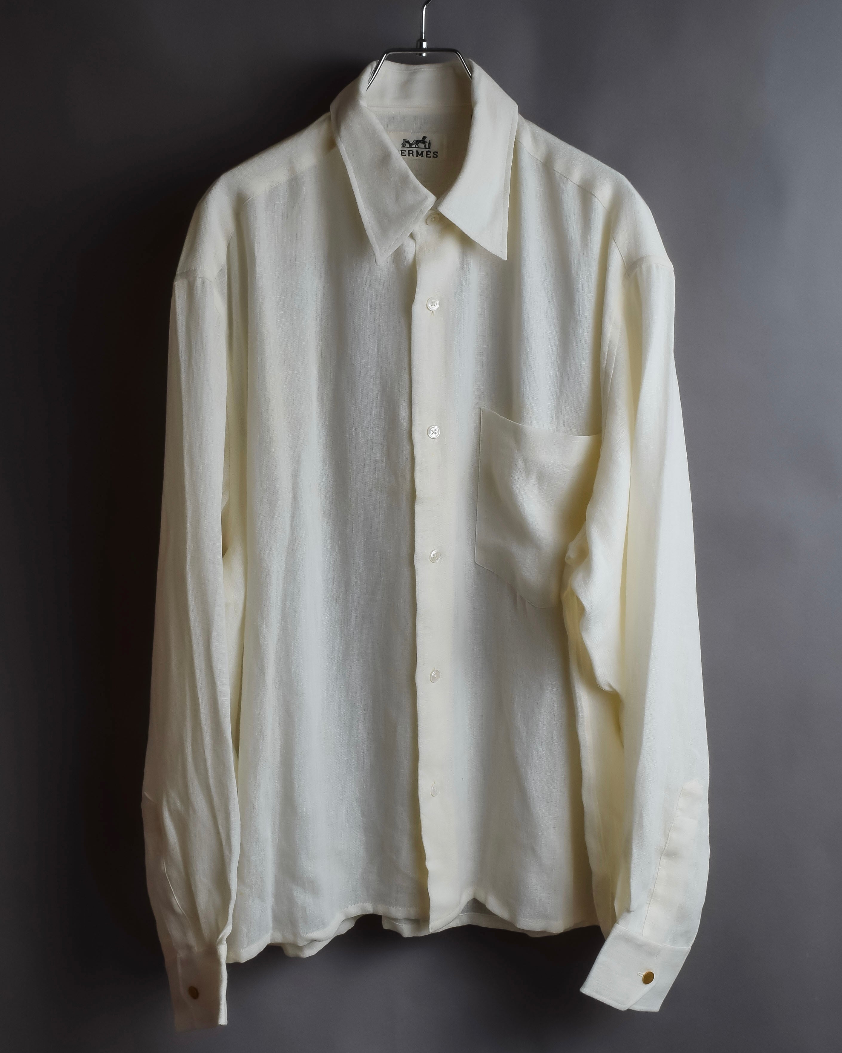 "HERMES" Detachable collar linen shirt