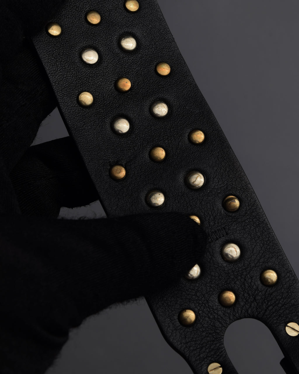 "VALENTINO" Pyramid stud design double buckle leather bracelet