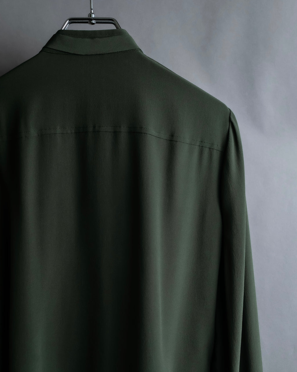 "GUCCI" Tab design bowtie blouse