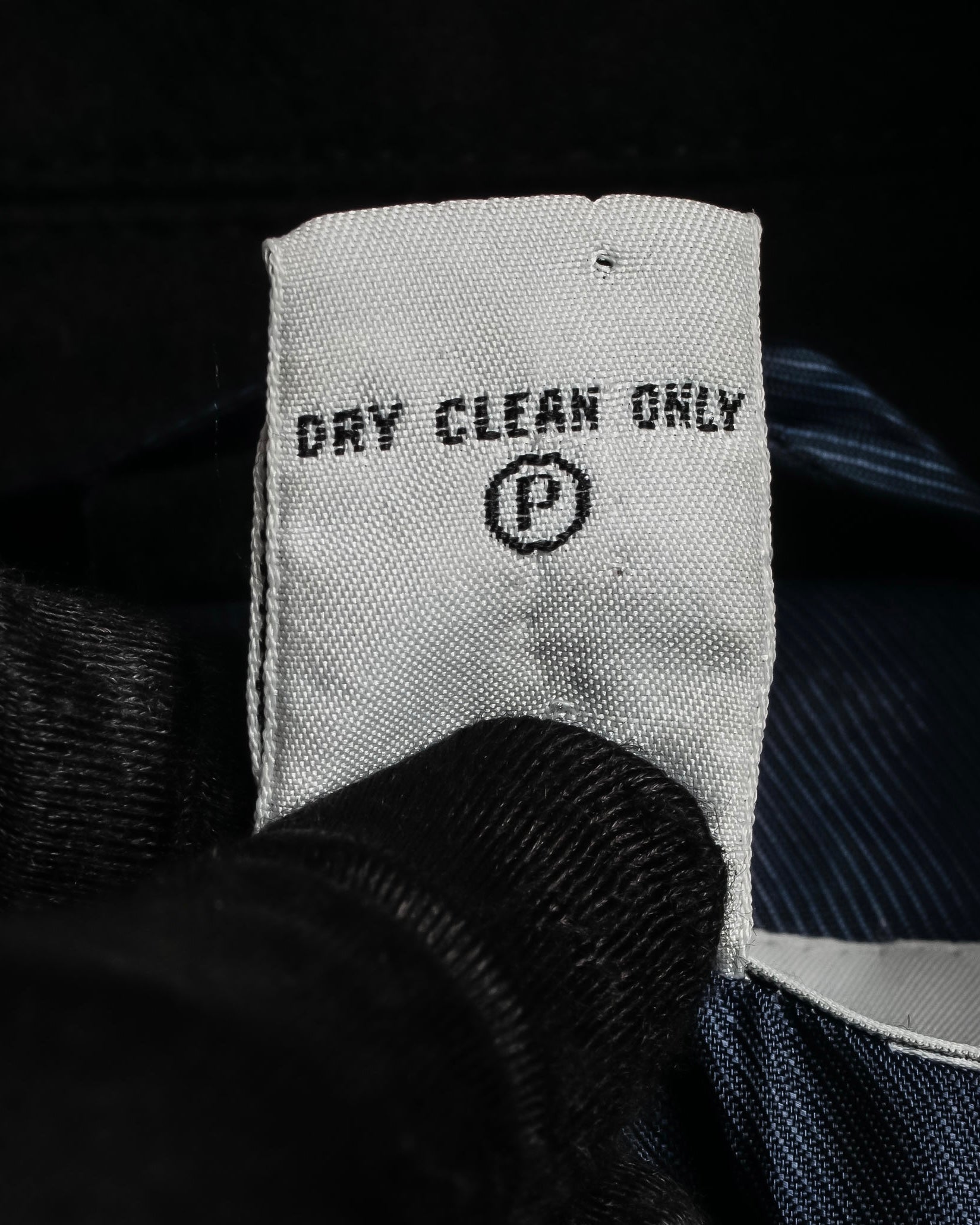 "ARMANI EXCHANGE" Sloth latch design stand color mid-length coat