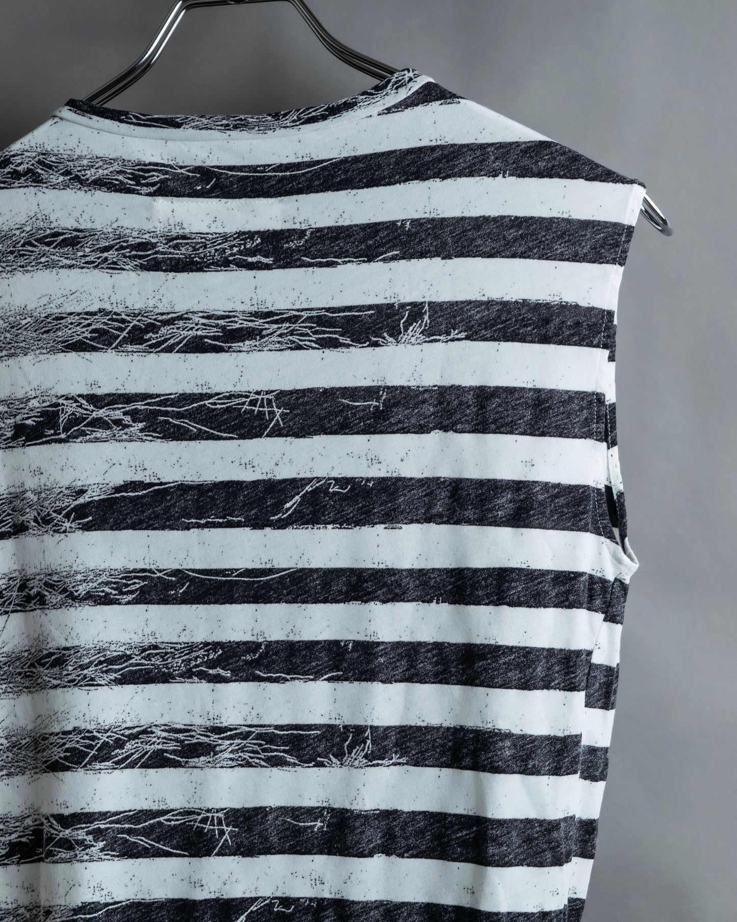 "MM6 MAISON MARGIELA" Peeling border pattern sleeveless pullover