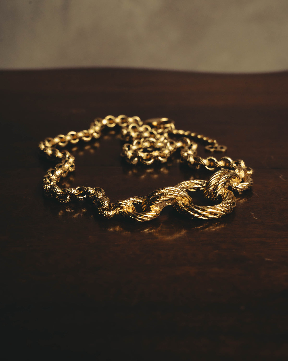 -SPECIAL- “Christian Dior” 70’s-80’s Textured triple ring link necklace