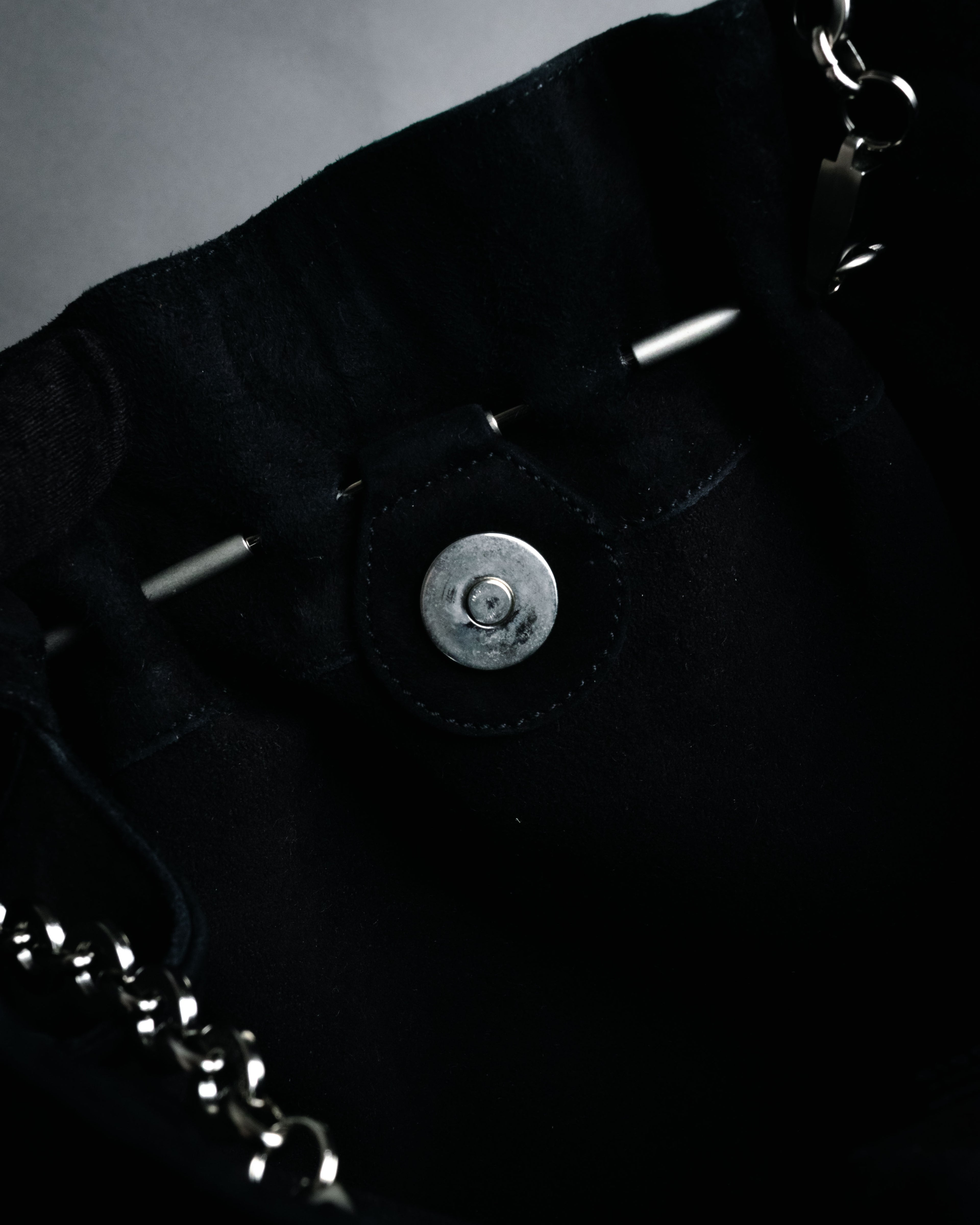 “Salvatore Ferragamo“ 90’s-00’s Suede gancini chain shoulder bag