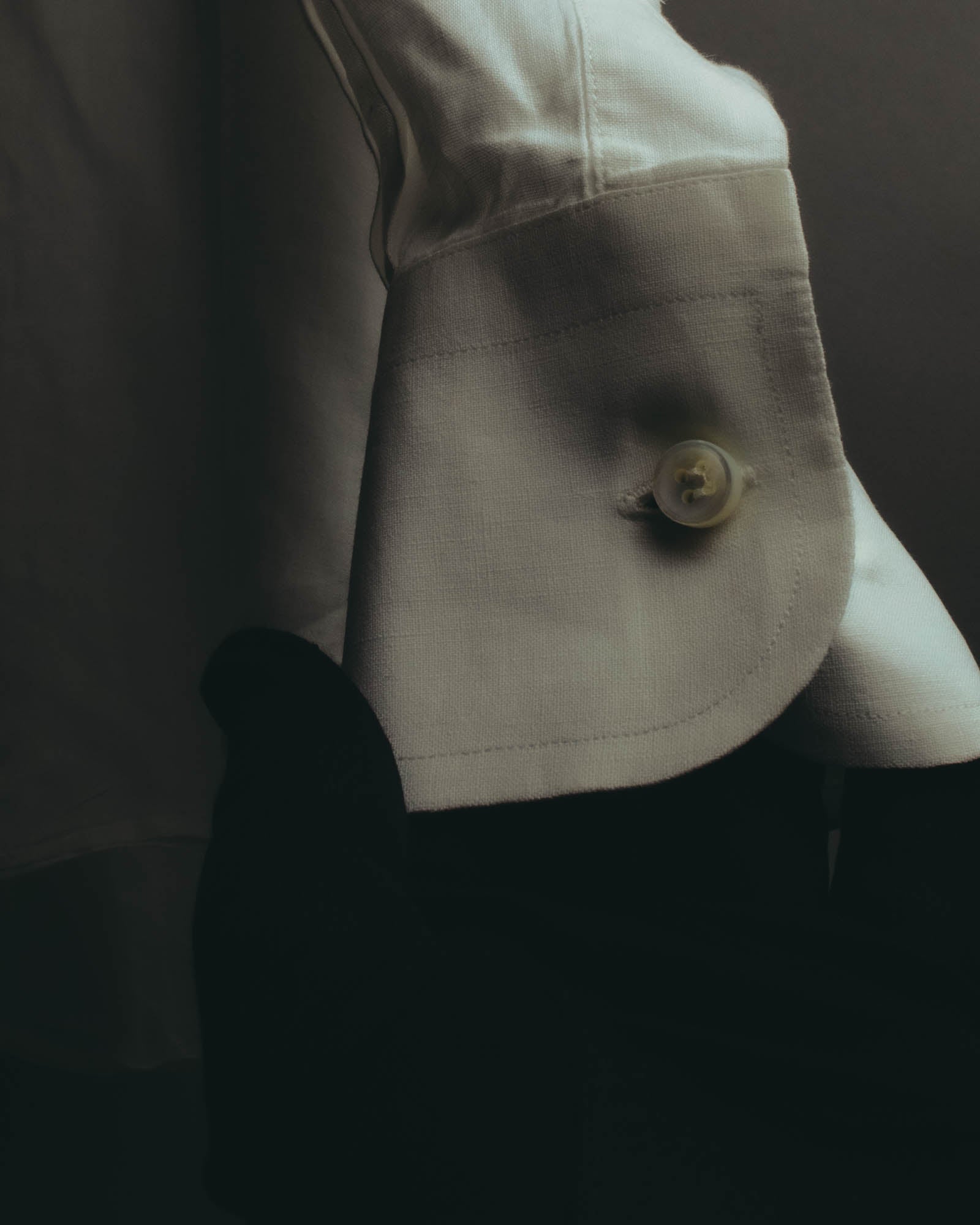 "Loro Piana" Lightweight linen long sleeve shirt