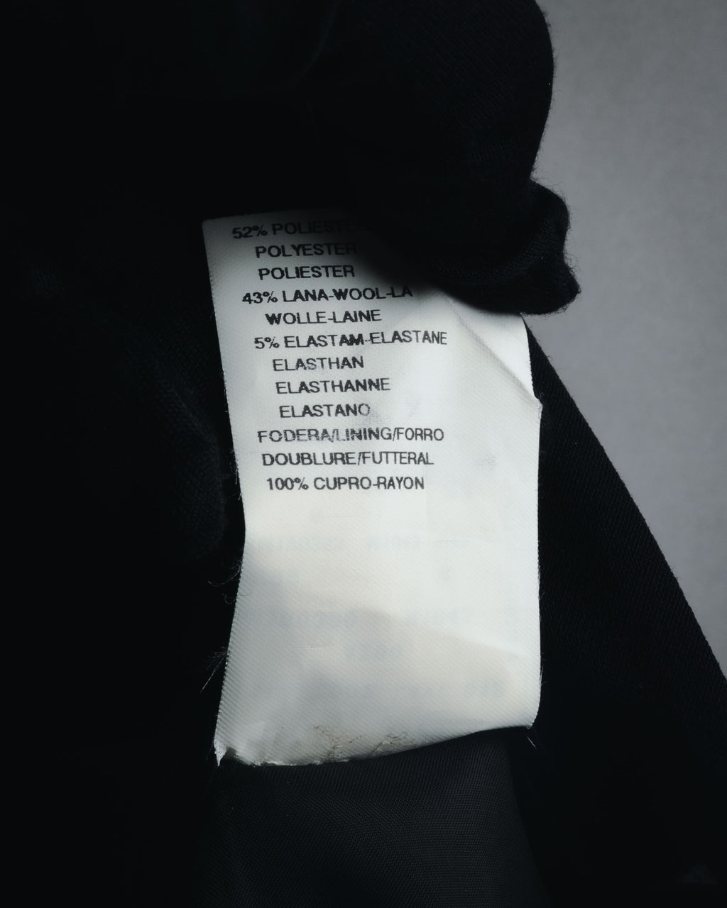 "EMPORIO ARMANI" Minimalist three-button tailored jacket