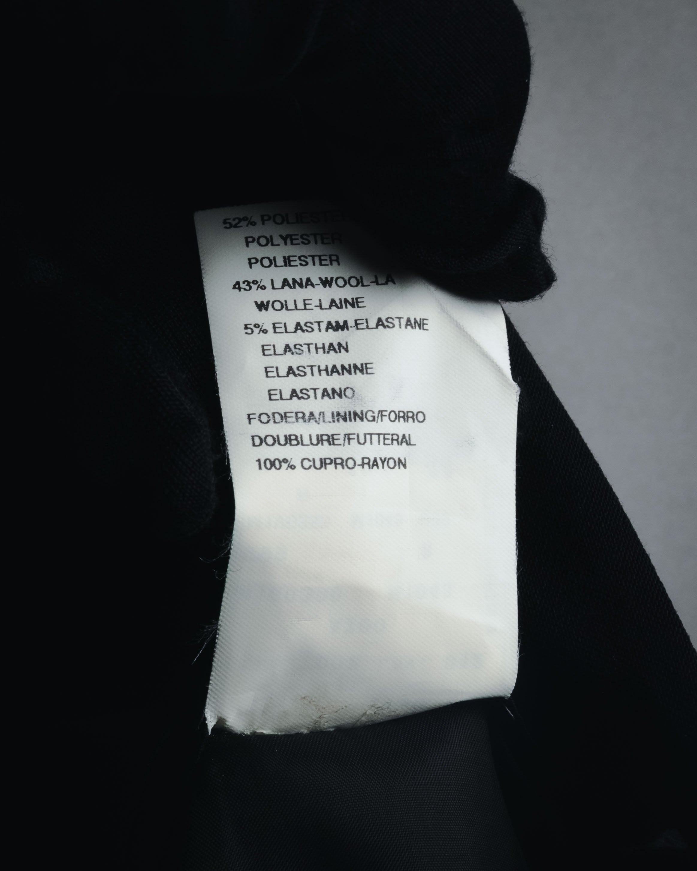 "EMPORIO ARMANI" Minimalist three-button tailored jacket