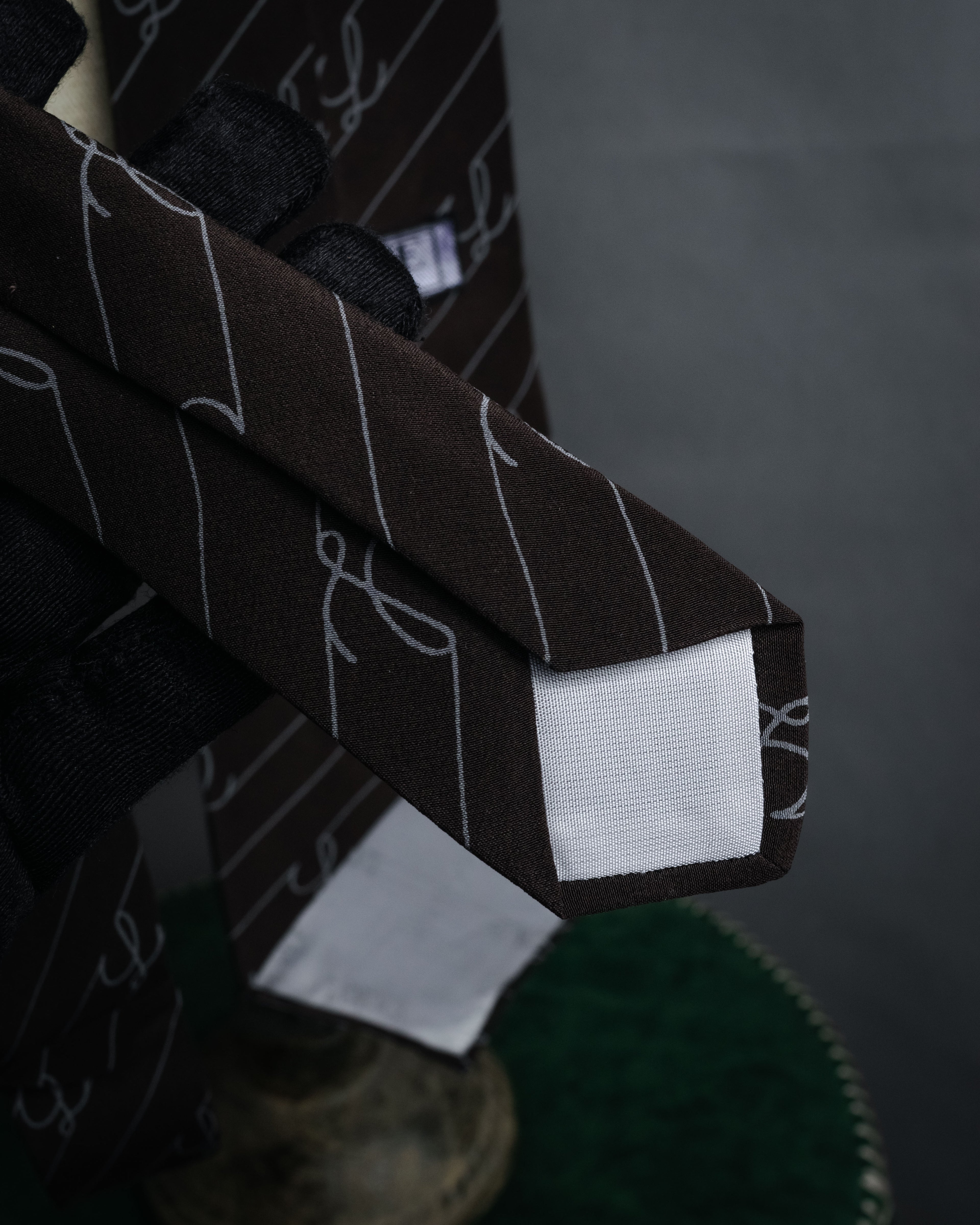 “LOEWE” 2000’s Script monogram silk tie