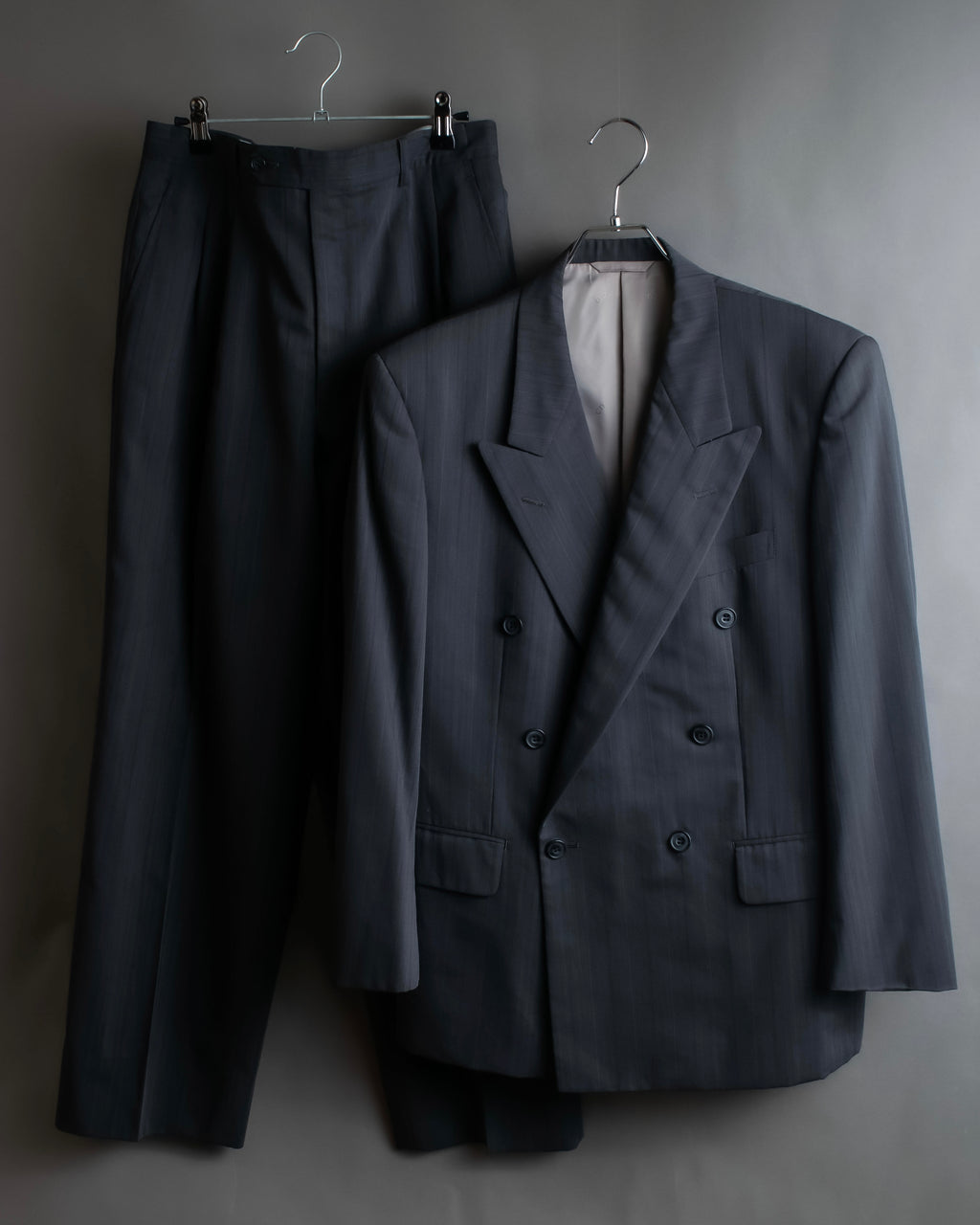 "CHRISTIAN DIOR MONSIEUR" Shadow stripe pattern classical formal detail set up