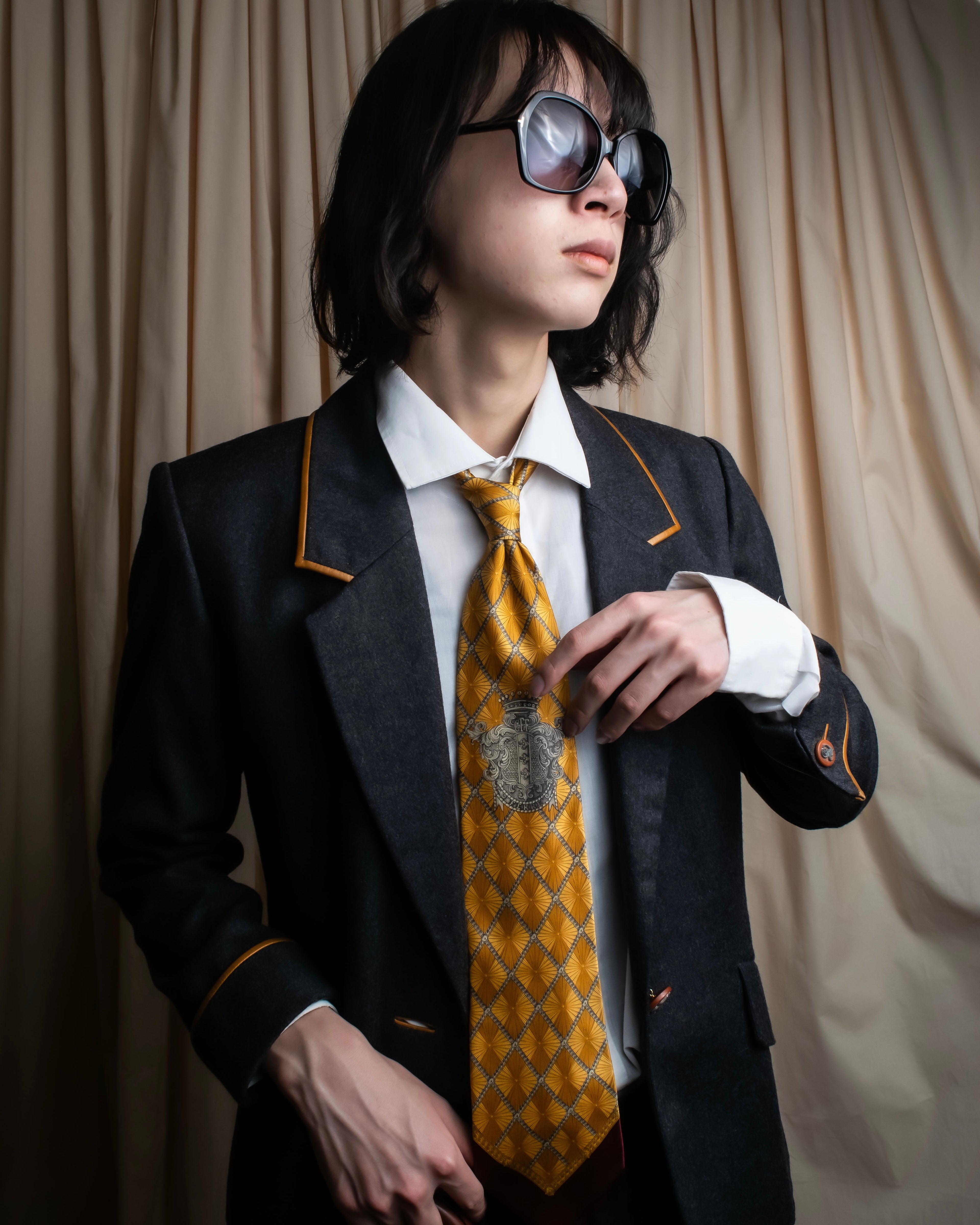 "GIANFRANCO FERRE" Ornamental yellow silk necktie