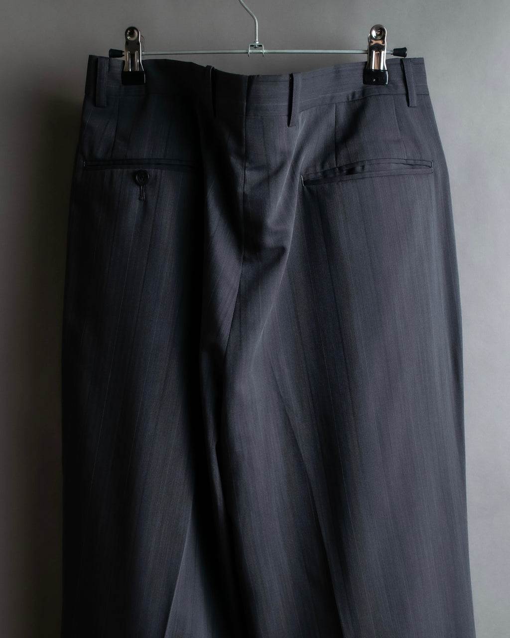 "CHRISTIAN DIOR MONSIEUR" Shadow stripe pattern classical formal detail set up