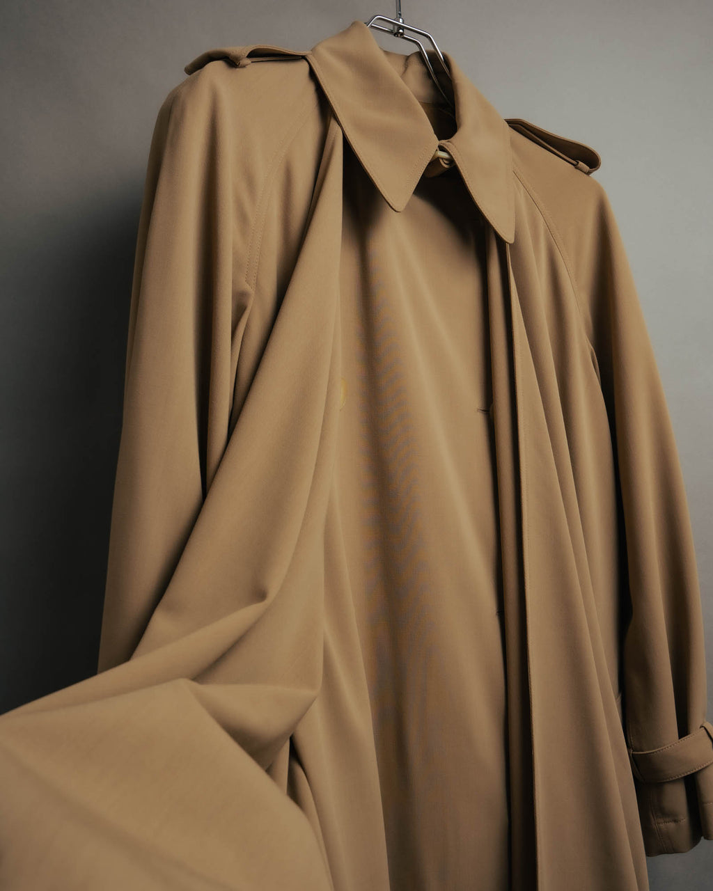 -SPECIAL- “HERMÈS” 90’s-00’s Margiela era draped wool trench coat