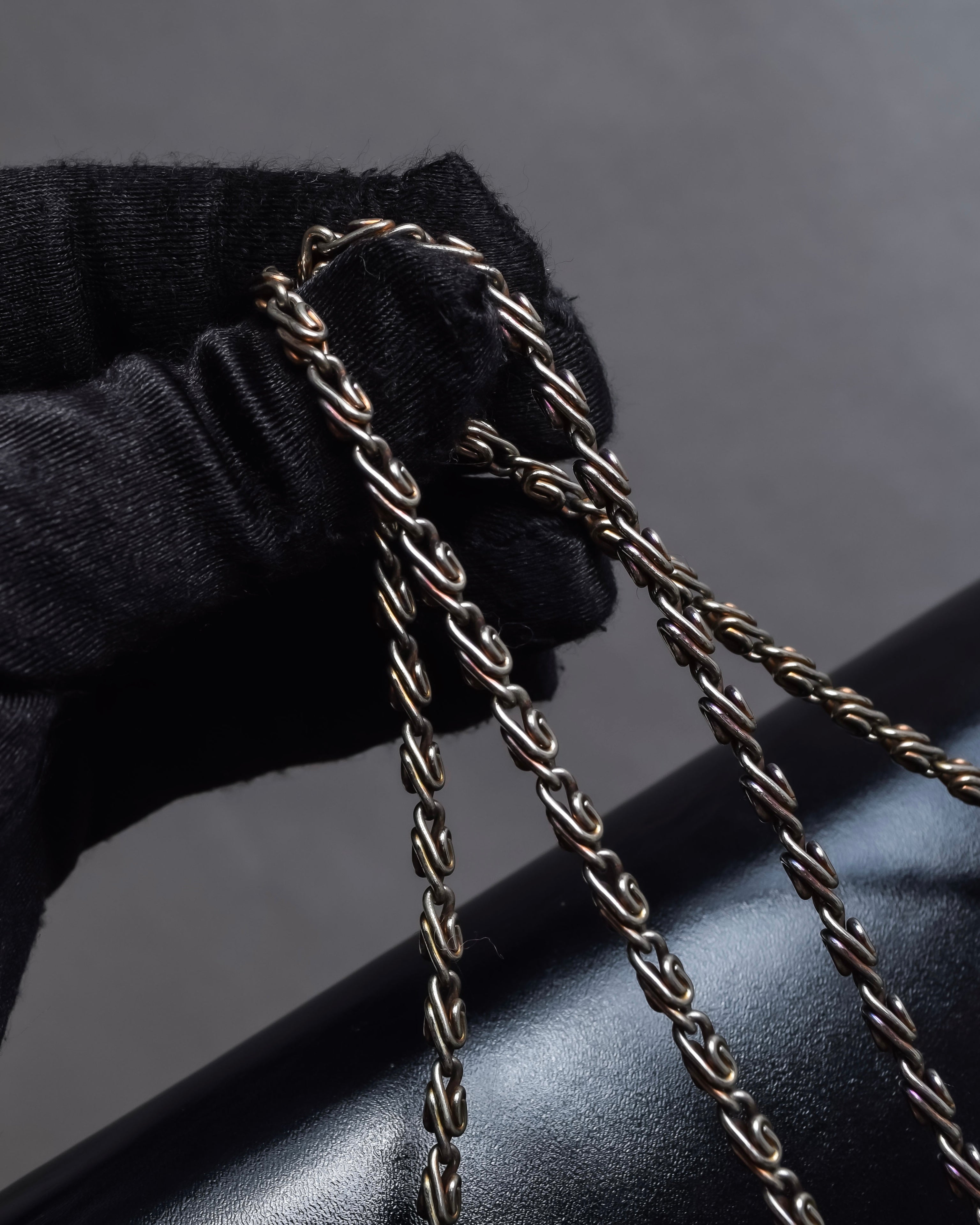 "Cartier" Logo engraved horizontal chain shoulder leather bag