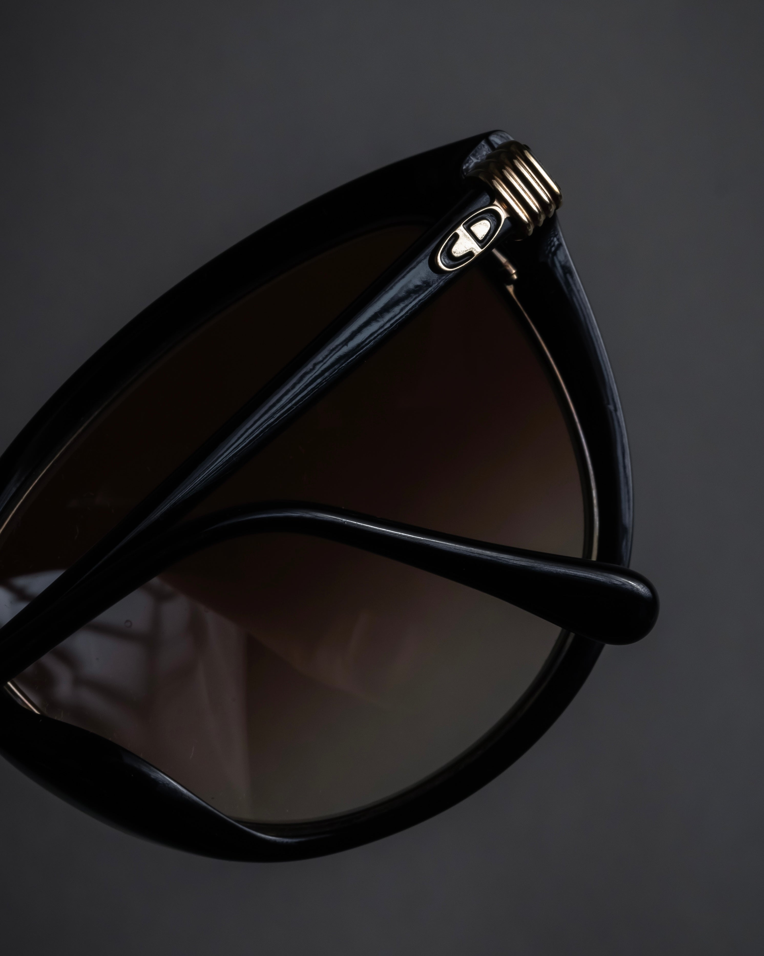 “Christian Dior” Oversized cat-eye sunglasses
