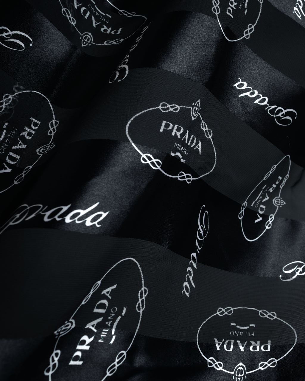 “PRADA” 2000’s Logo large scarf