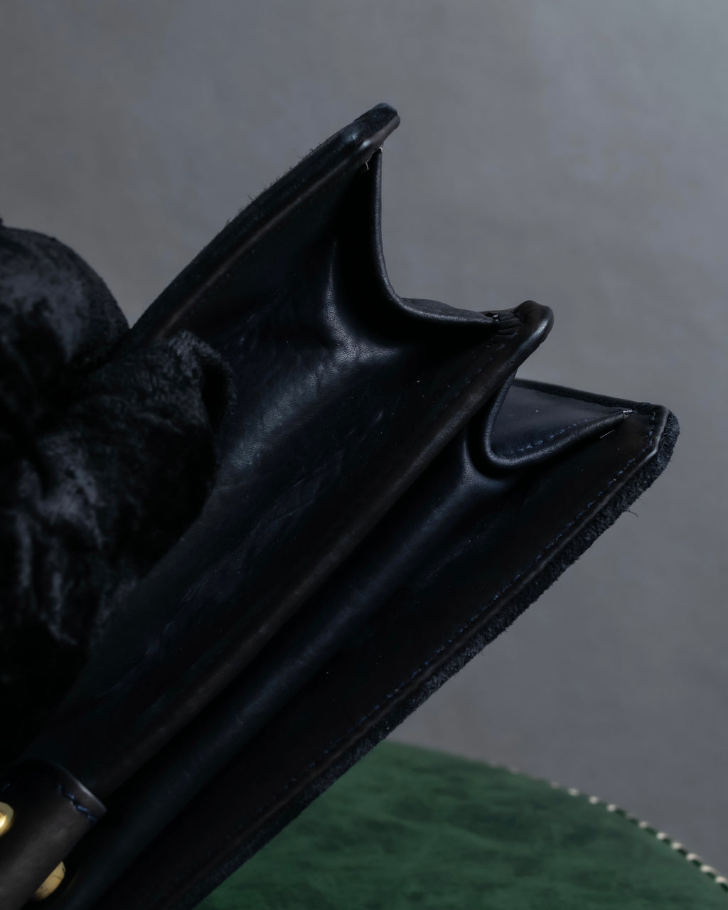 "GUCCI" Dark navy suede leather shoulder bag