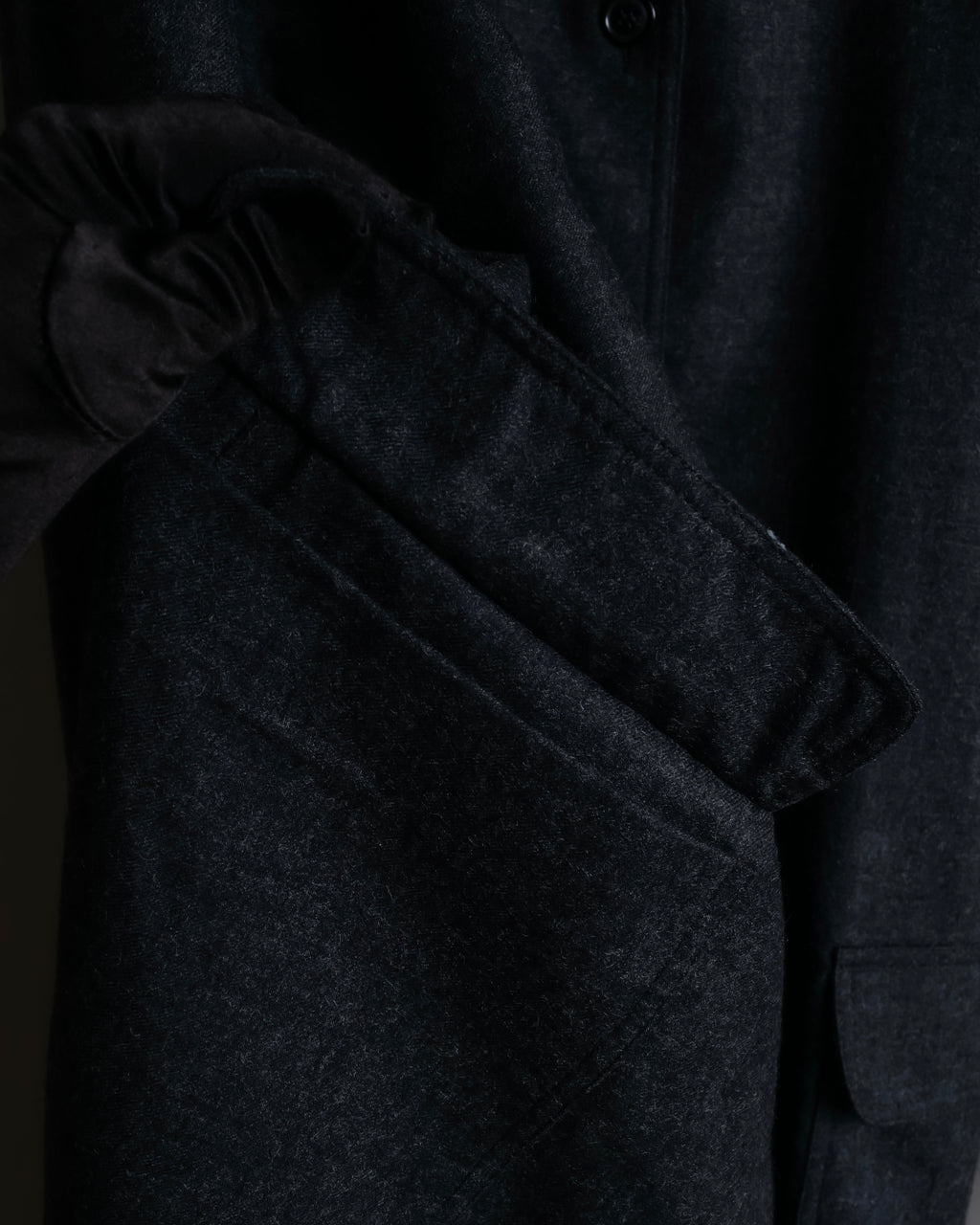 "GUCCI" 70's velvet collar design long coat