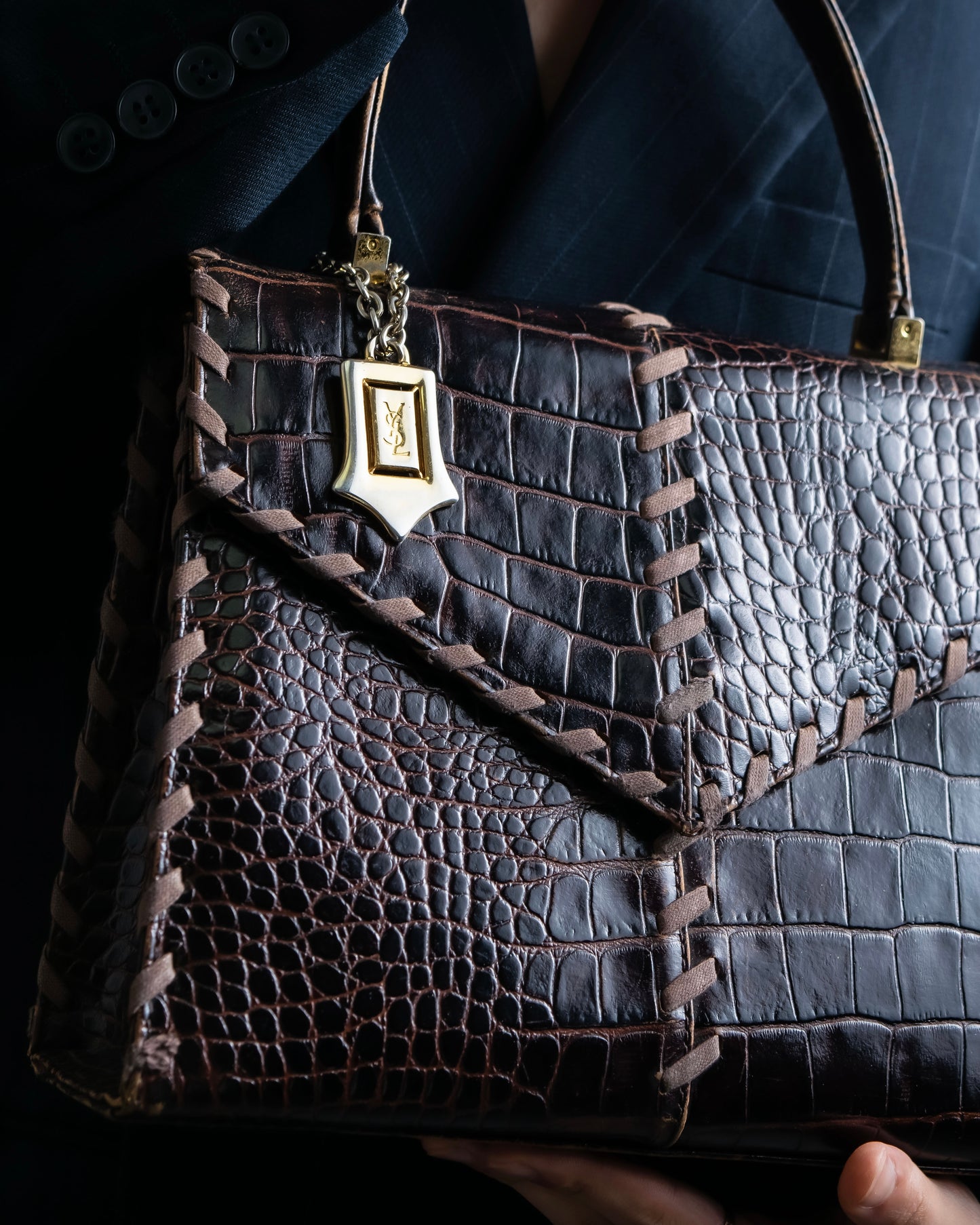 "YVES SAINT LAURENT" Crocodile pattern stitching handbag