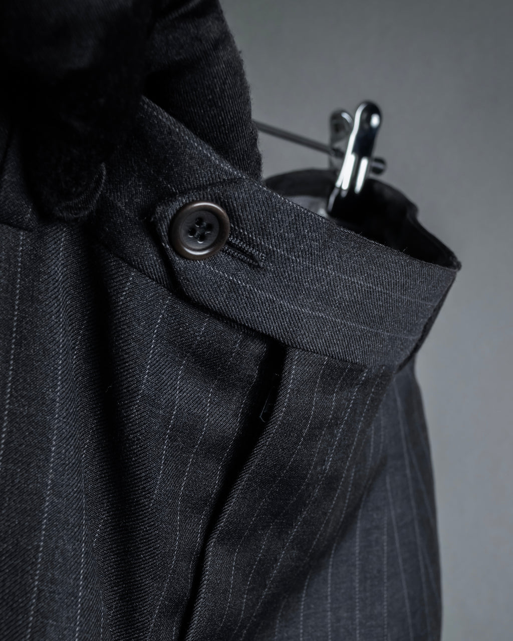 "ARMANI COLLEZIONI" Deep charcoal pinstripe set up
