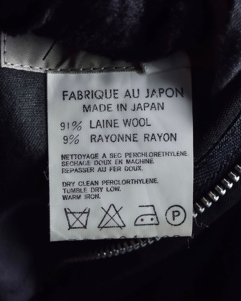 "YOHJI YAMAMOTO FEMME" 10AW Pinstripe pattern tuck wide slacks