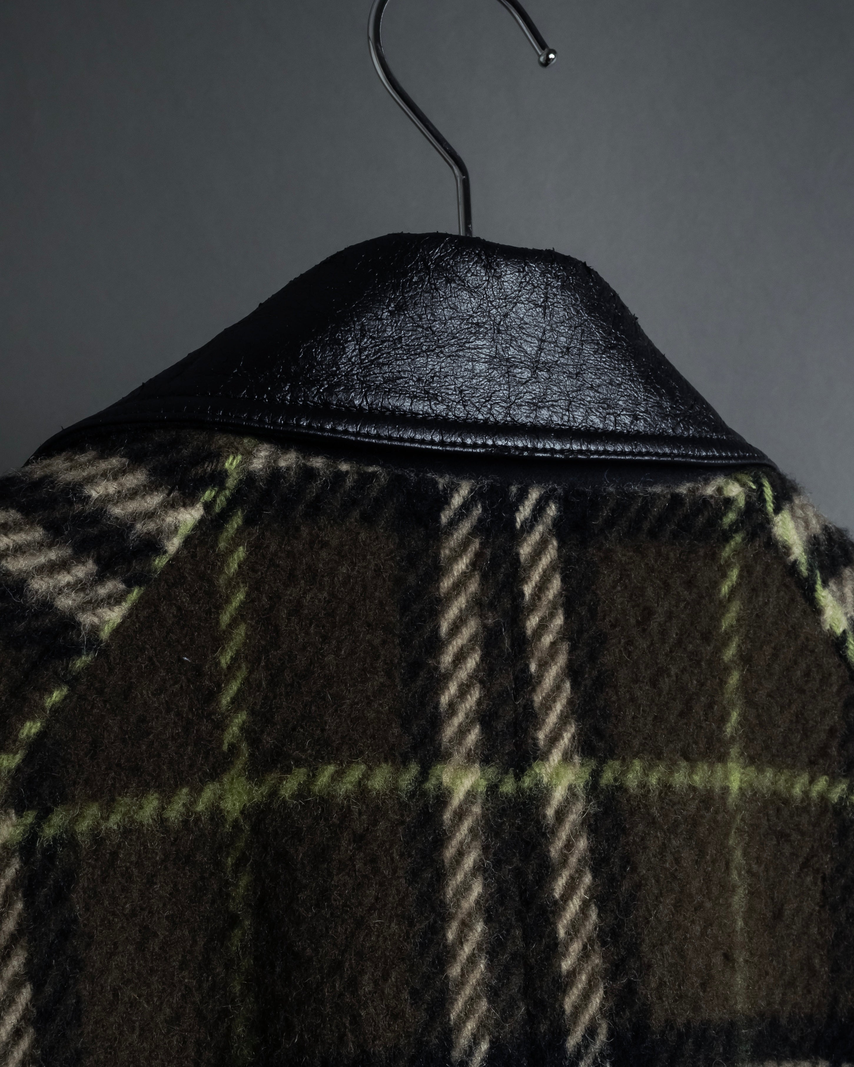 "BURBERRY" Leather switching design check tweed coat