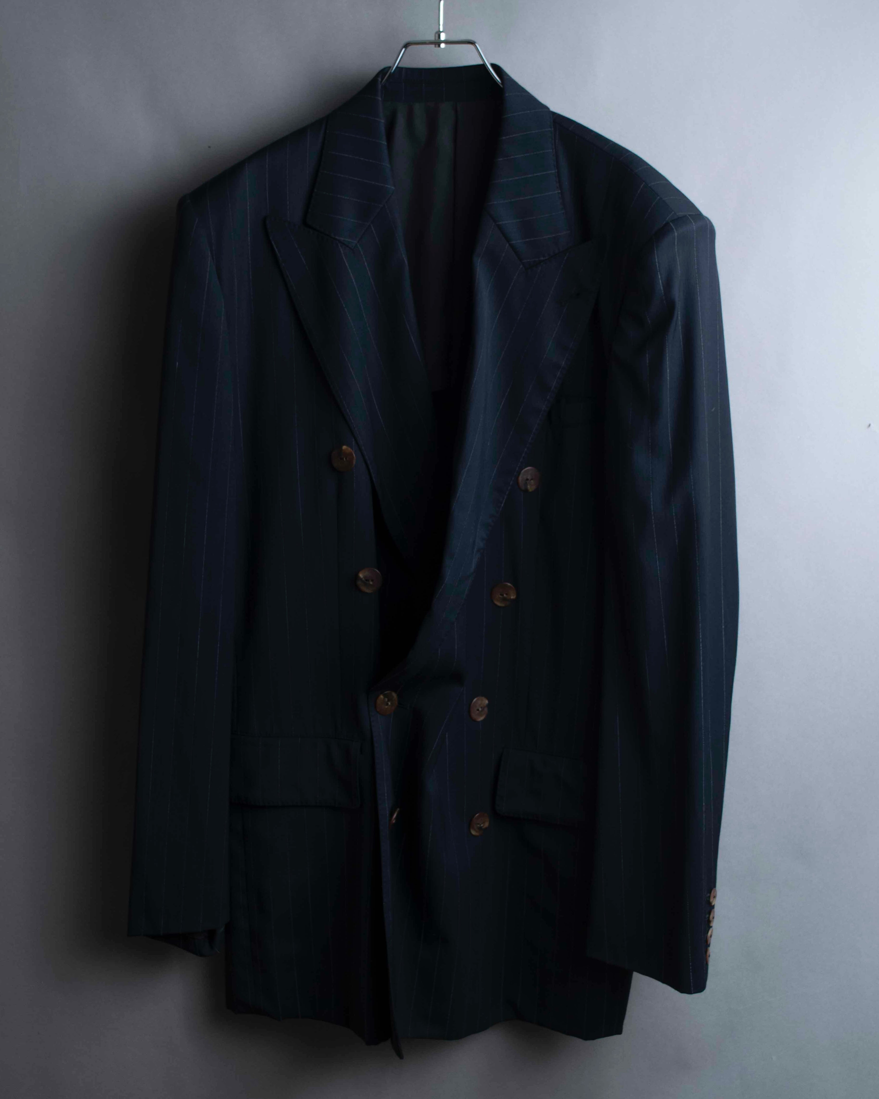 "JEAN PAUL GAULTIER HOMME"
Oversized shadow stripe set up