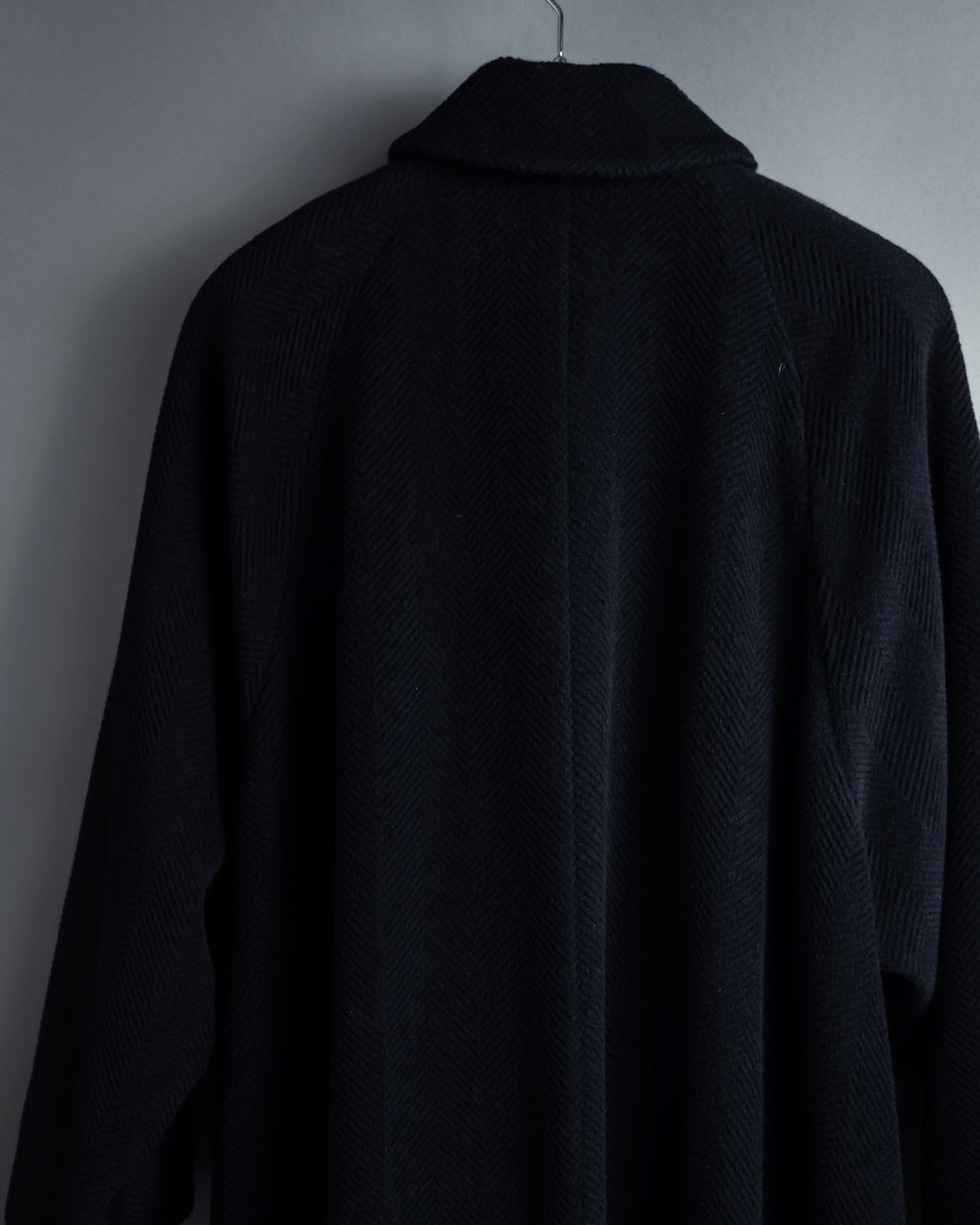 -SPECIAL- "YVES SAINT LAURENT"
80's-90's Raglan sleeves 100% angora stand collar coat