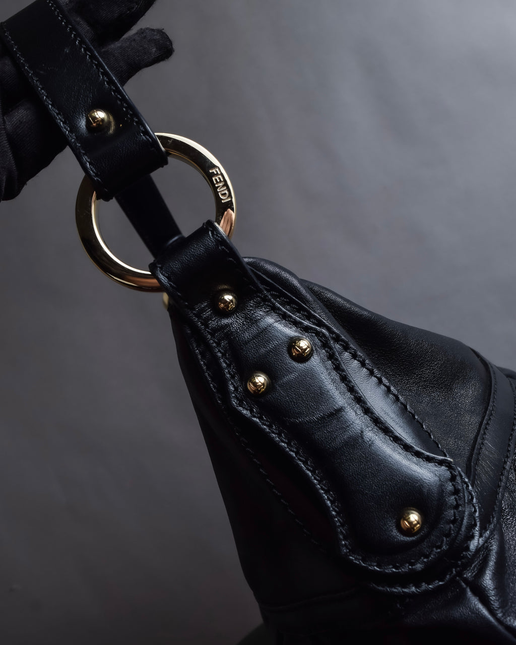 "FENDI" Gold metal gatherd design leather one-shoulder bag