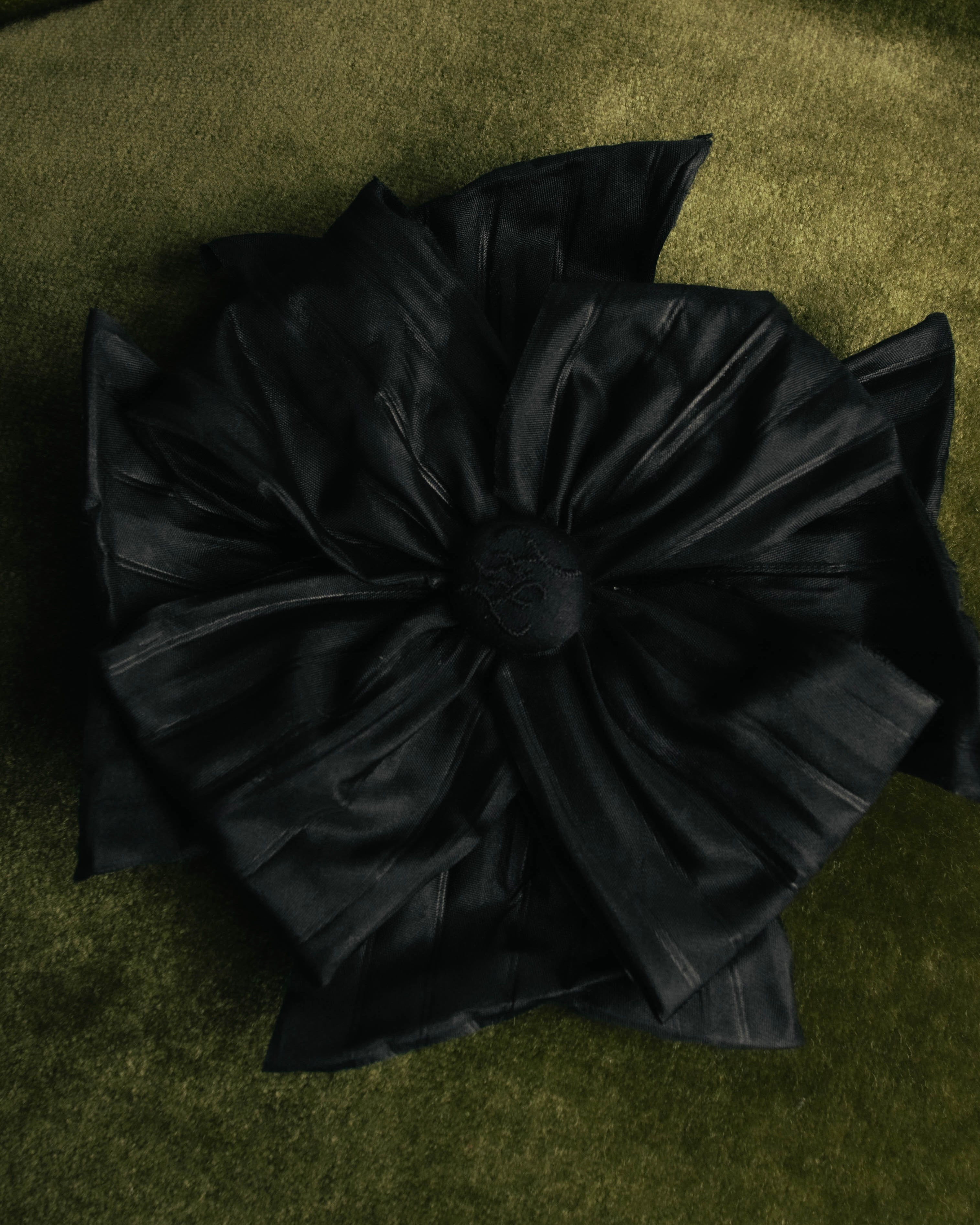 "FENDI" 90's-00's Sculptural fabric flower brooch