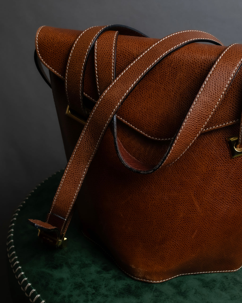 "Salvatore Ferragamo" Gold metal parts brown leather shoulder bag