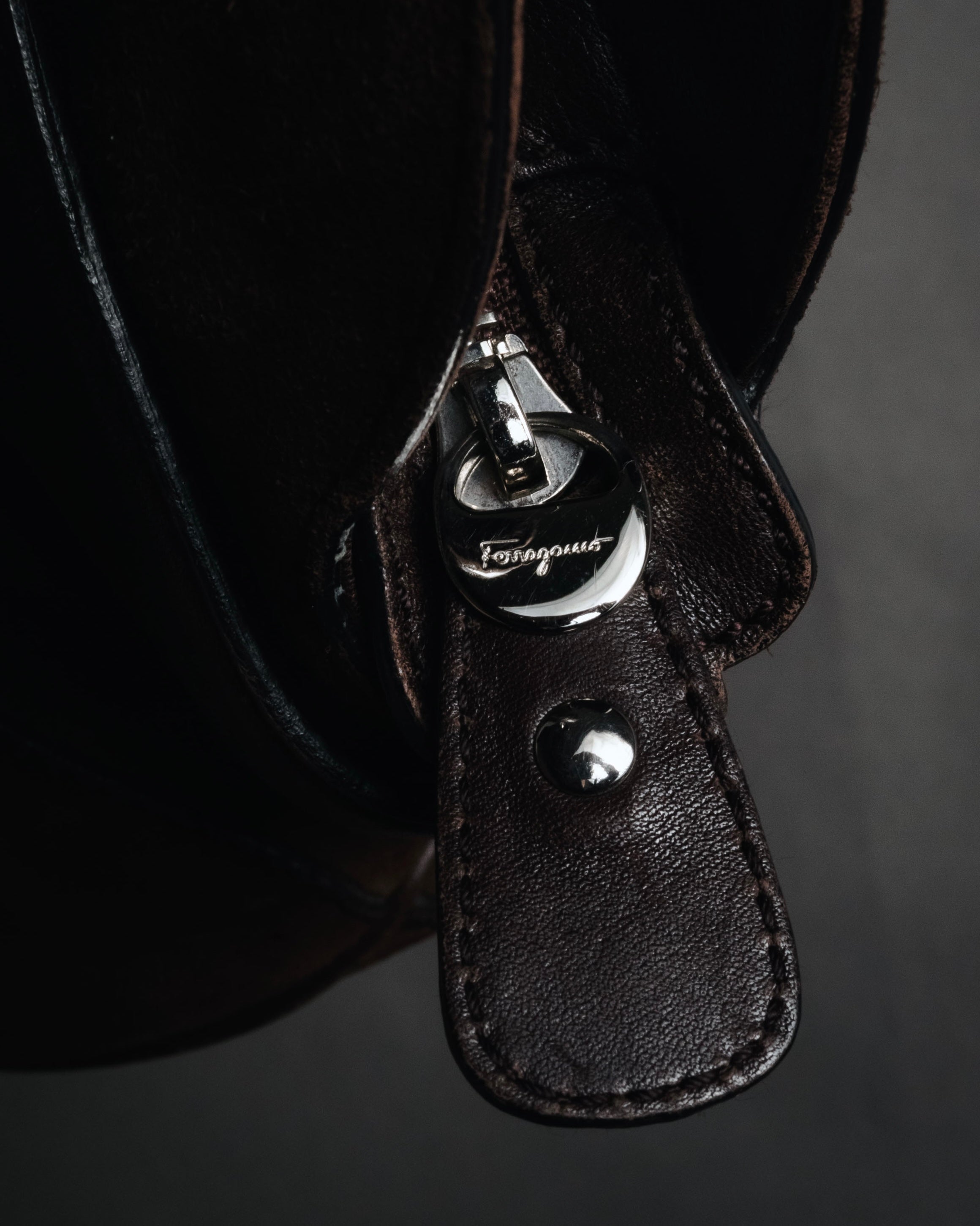 "Salvatore Ferragamo" 00’s suede gancini gathered bowling bag