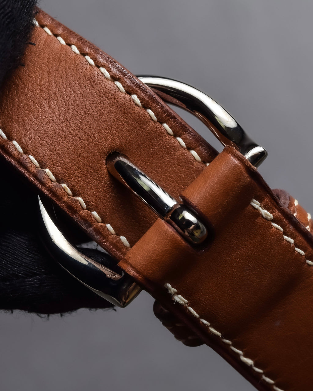 "HERMES" Hand stitched contrast saddle leather belt