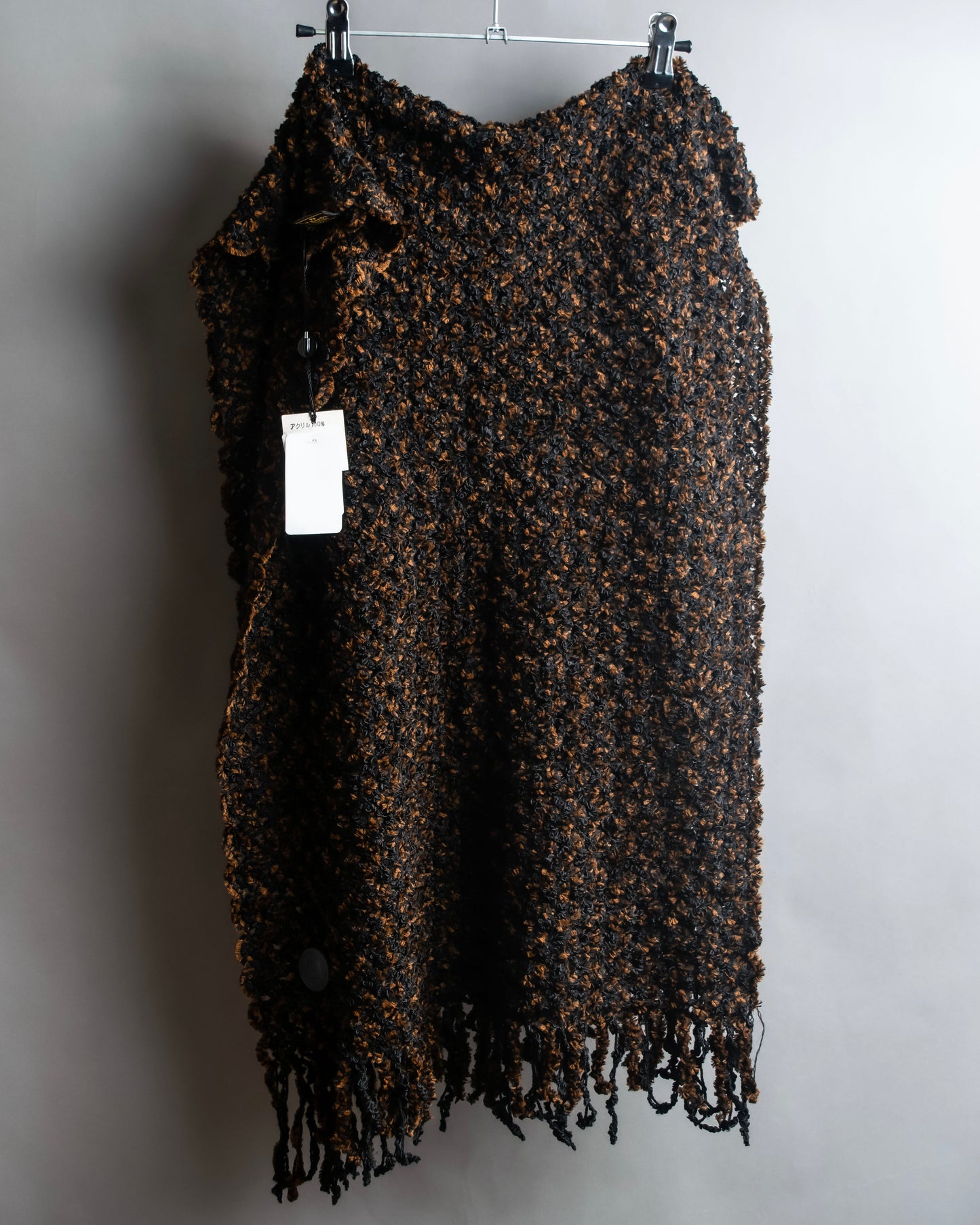 "FENDI" Boucle yarn material leather button design muffler