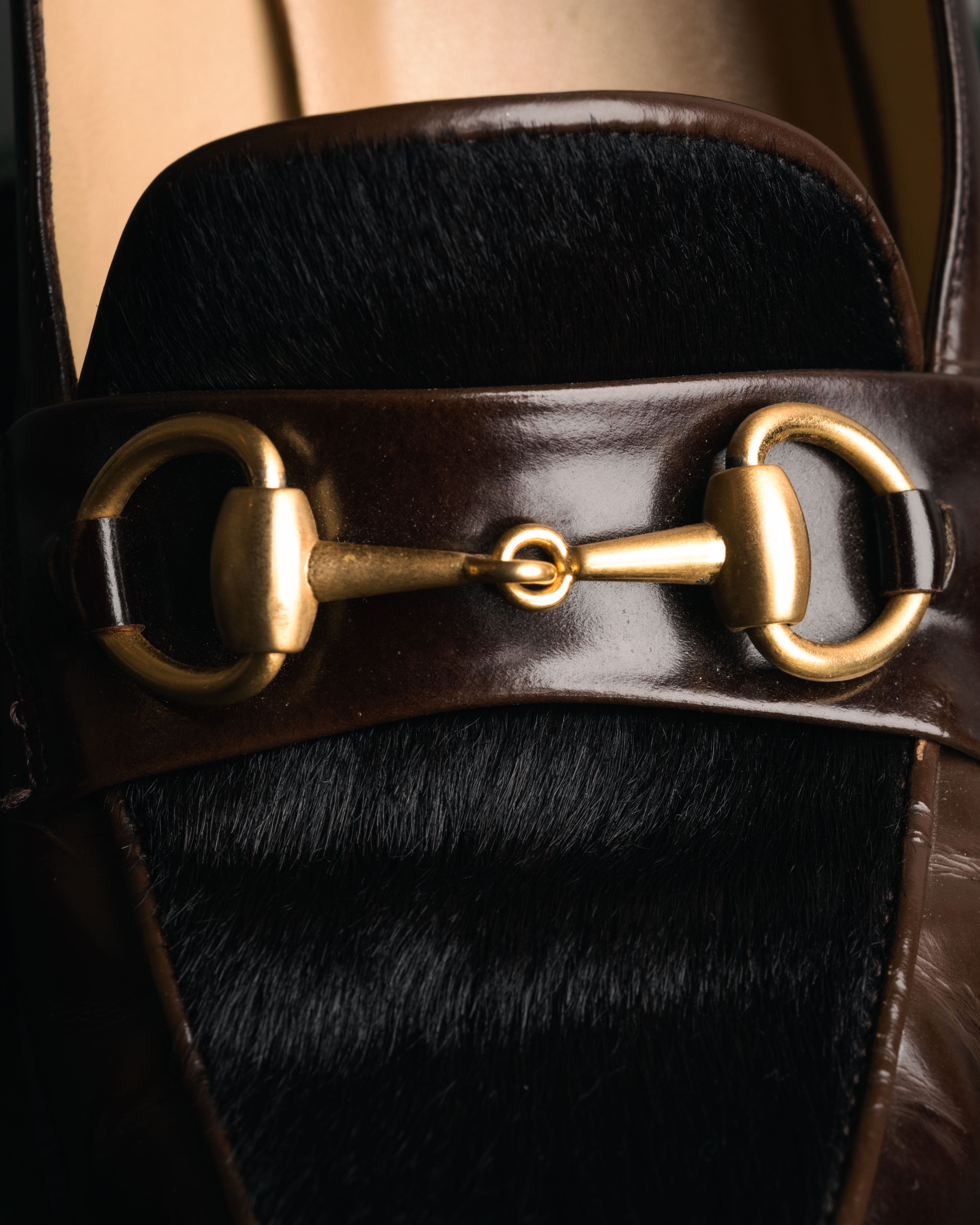 “GUCCI” 90’s-00’s patent leather horsebit pumps