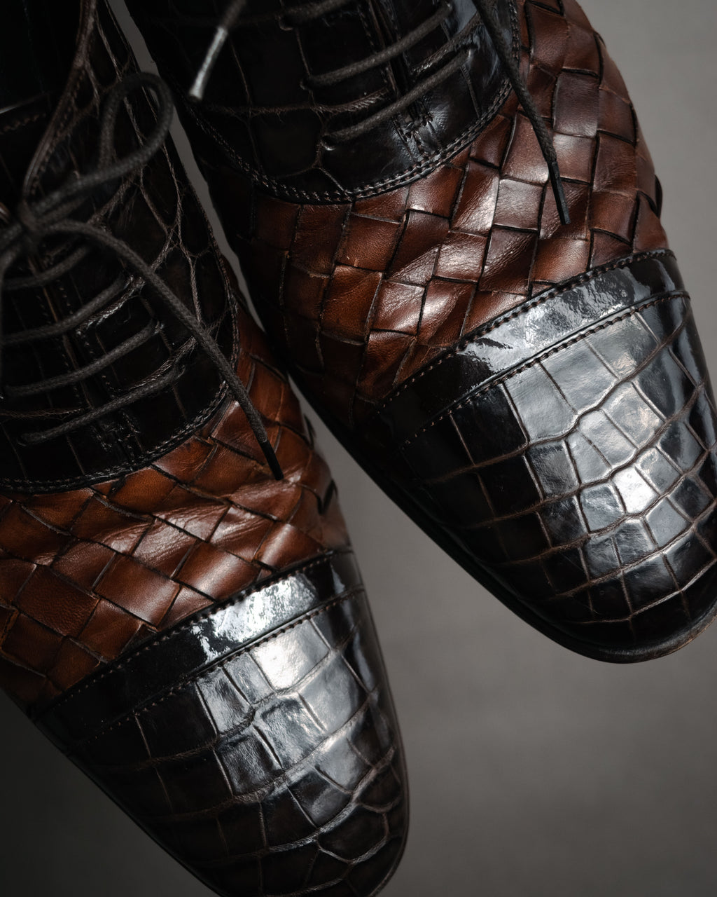 “DOLCE&GABBANA” 2008–2014 Exotic leather and intrecciato oxford shoes