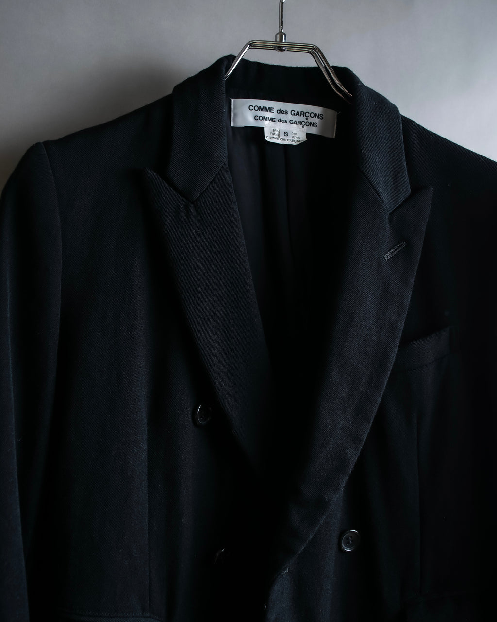 "COMME des GARCONS" Peaked lapel double-breasted long tailored jacket