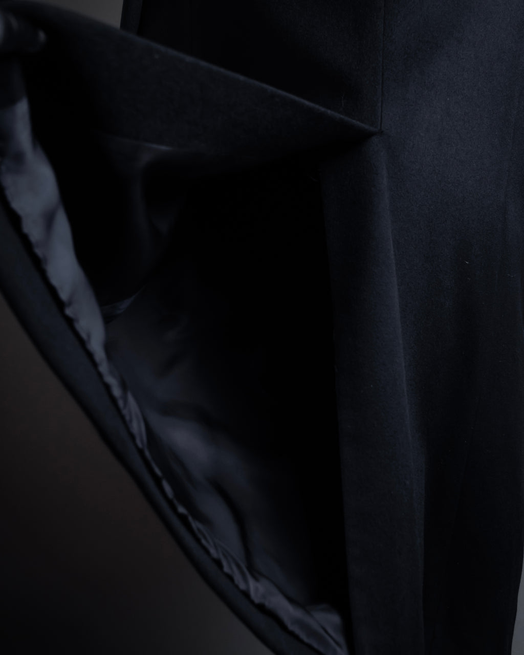 "PIERRE BALMAIN" Classic tailoring 100% cashmere chester coat