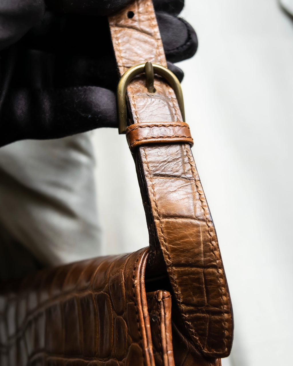 "GIORGIO ARMANI" crocodile leather box shoulder bag