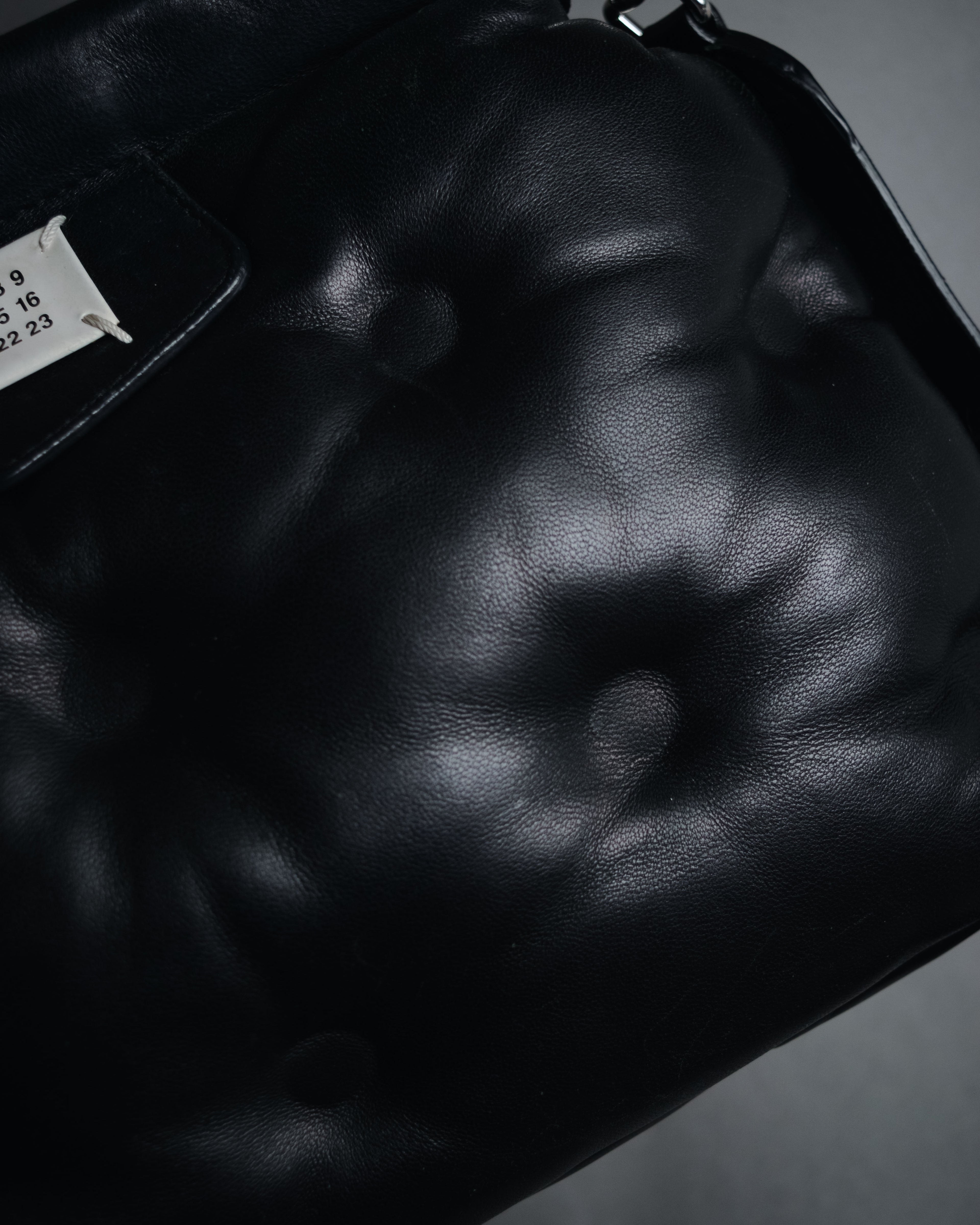 –SPECIAL– "Maison Margiela" 18’s-21’s Quilted pillow leather shoulder bag