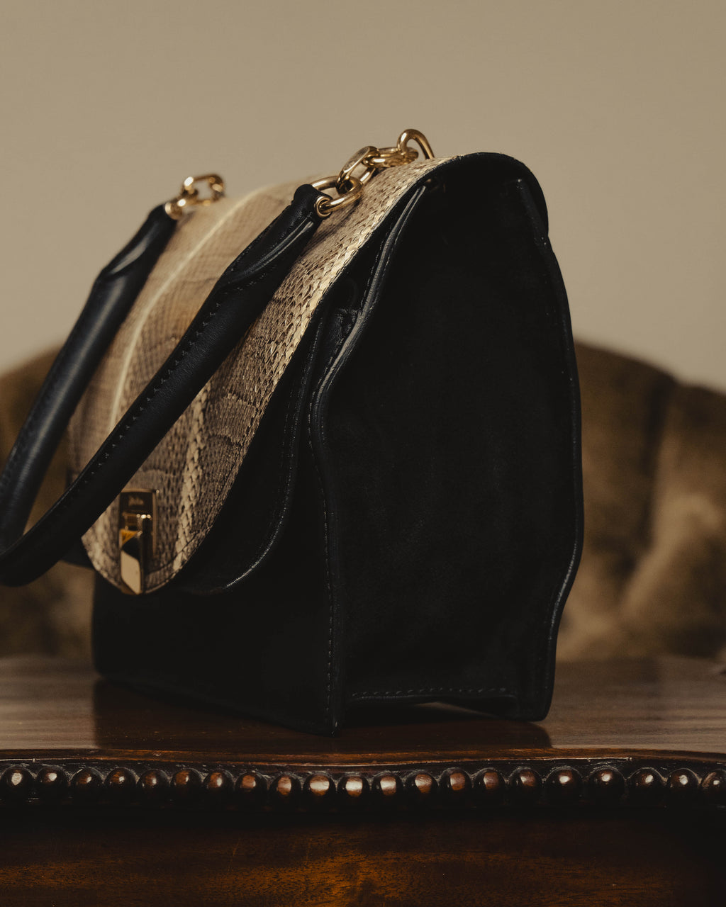 “Max Mara” Late 90’s-early 00’s exotic leather flap chain bag