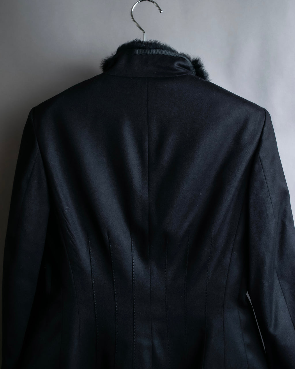 "Alexandar McQueen" Fur trimmed design shaped tailored jacket