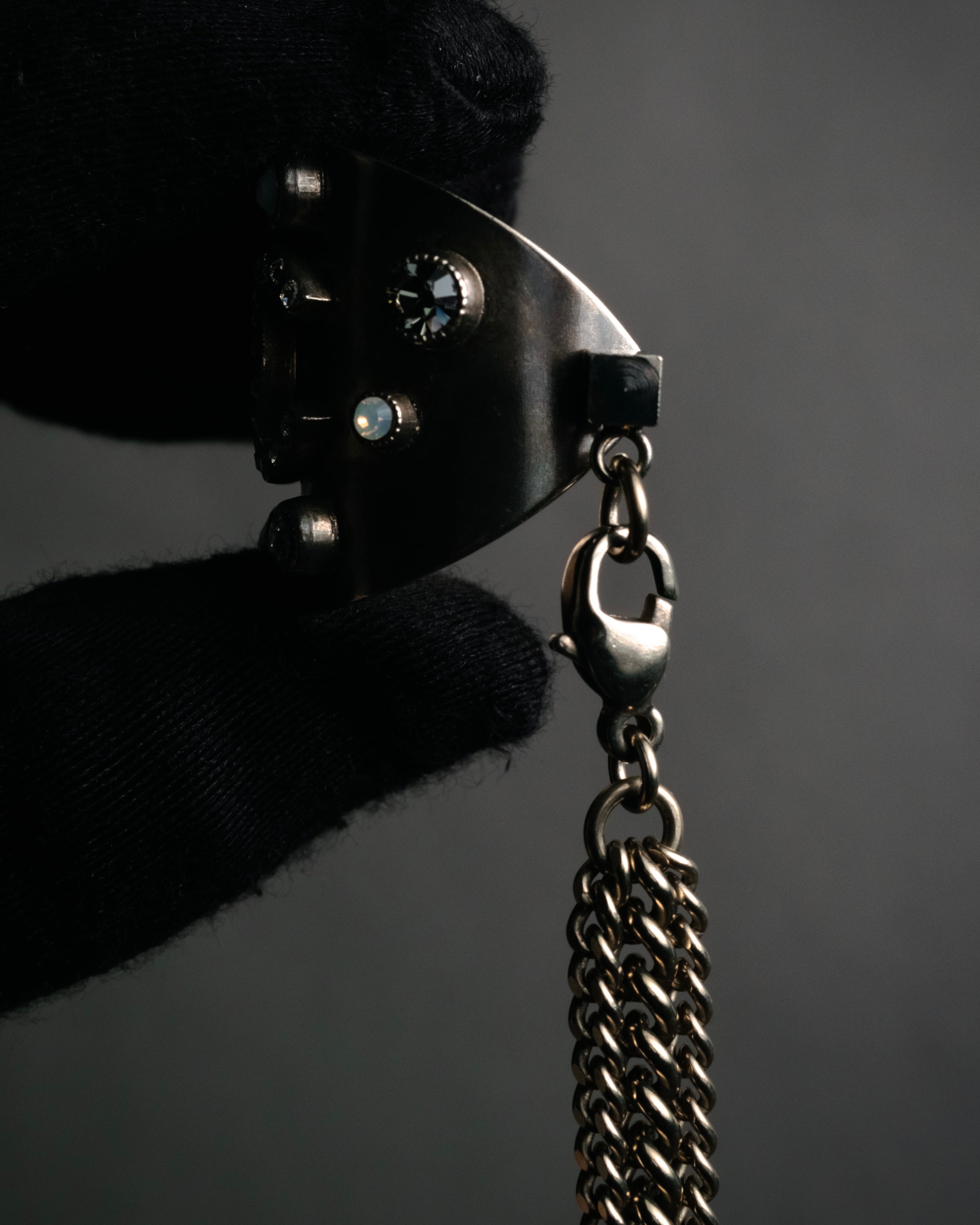 –SPECIAL– “CHANEL” 2005 Spring crystal CC chain majeste