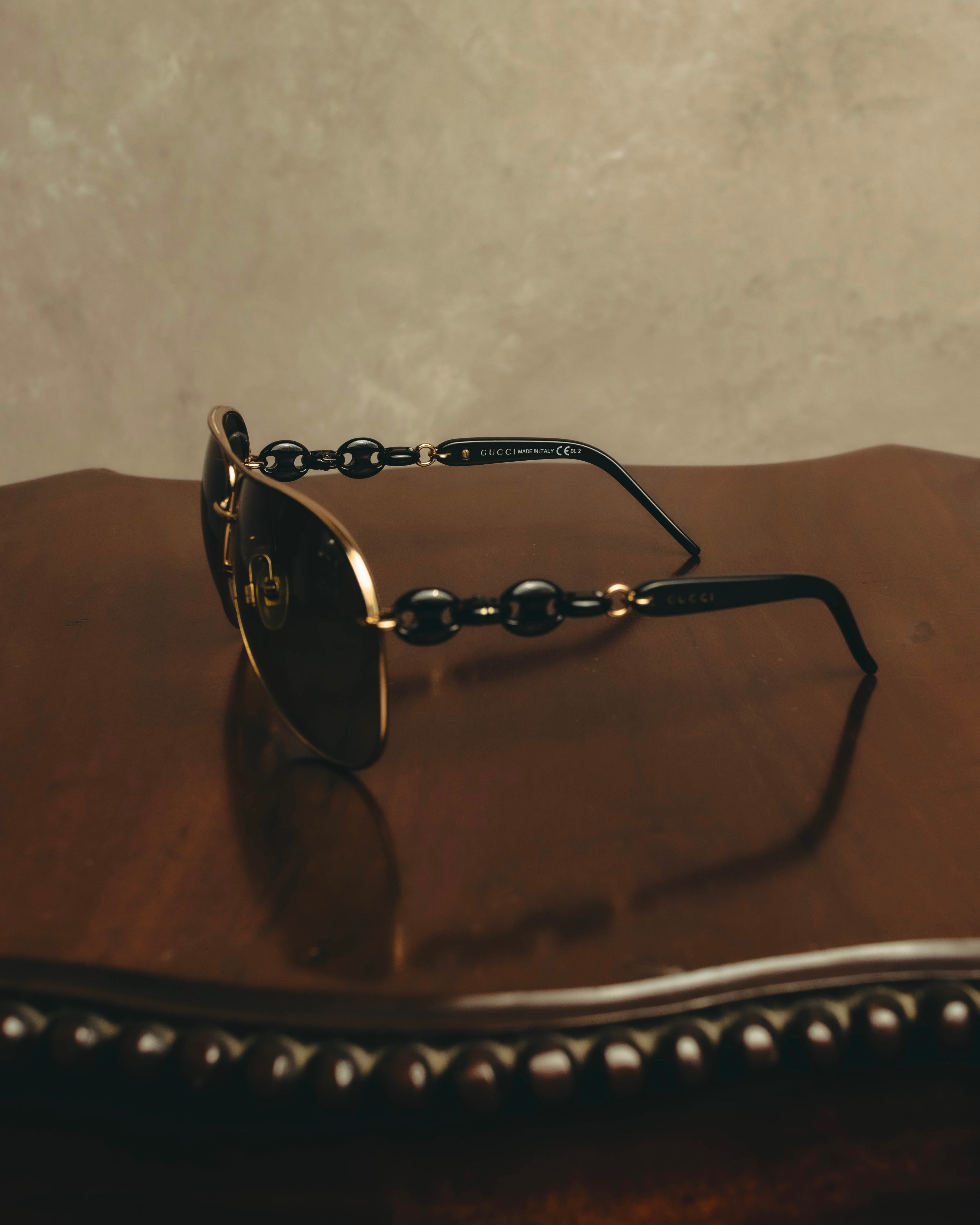 -SPECIAL- "Gucci" 00's Vintage aviator sunglasses with marina chain temples