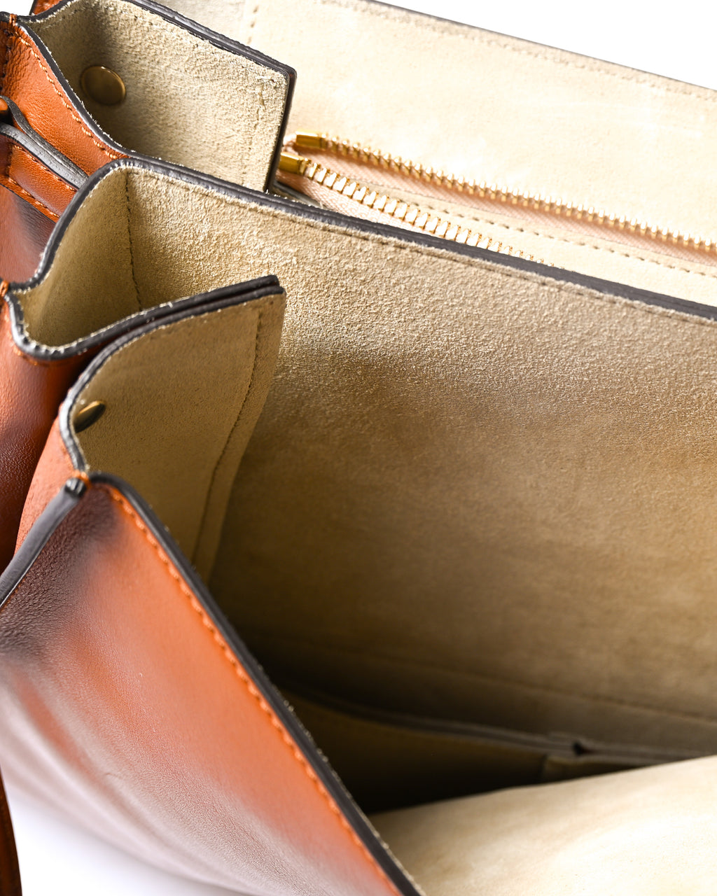 Chloe by Clare Waight Keller/ 2015 “Faye” Beautiful Suede Calf Skin Shoulder Bag Brown