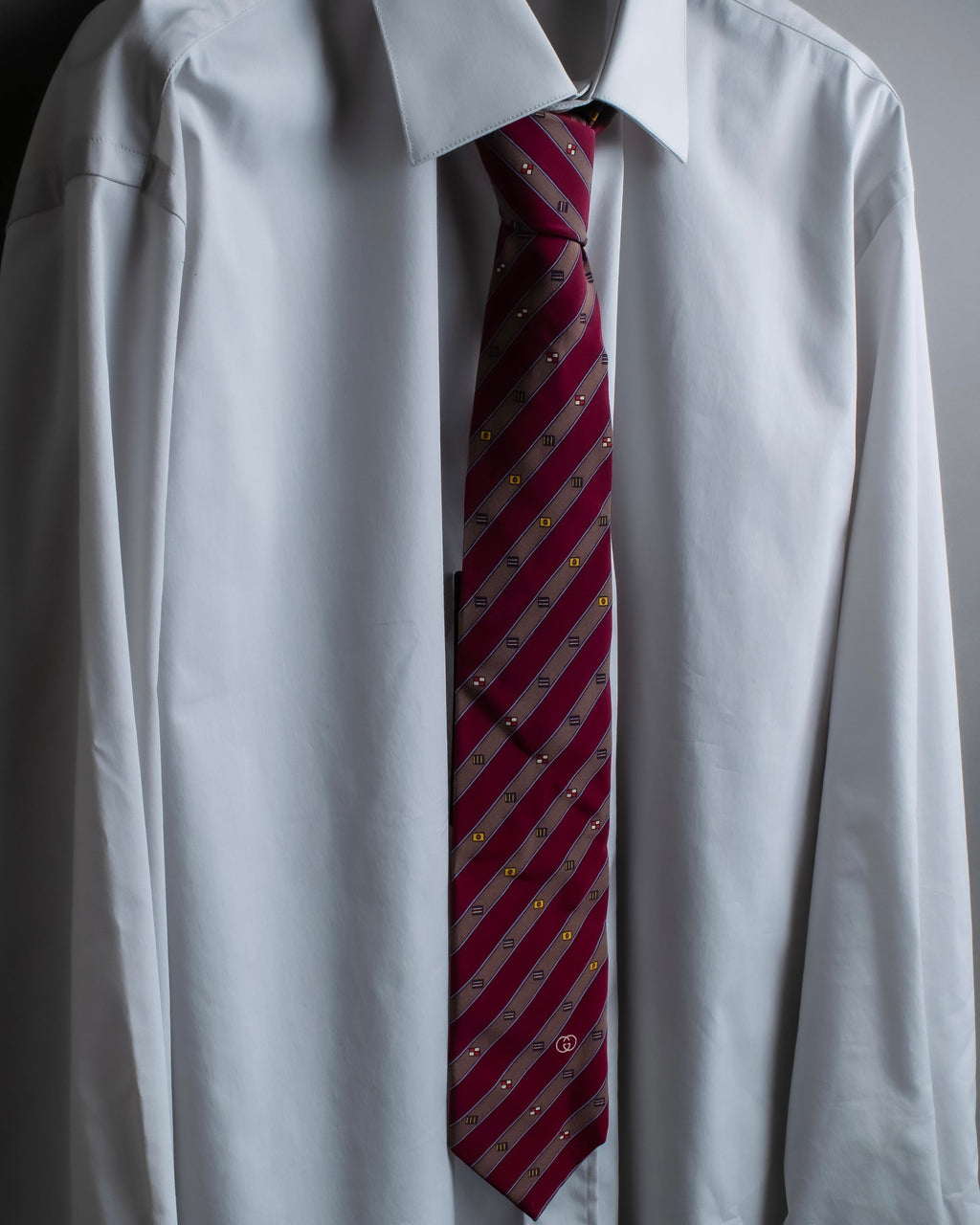"GUCCI" Burgundy color diagonal stripe silk neck tie